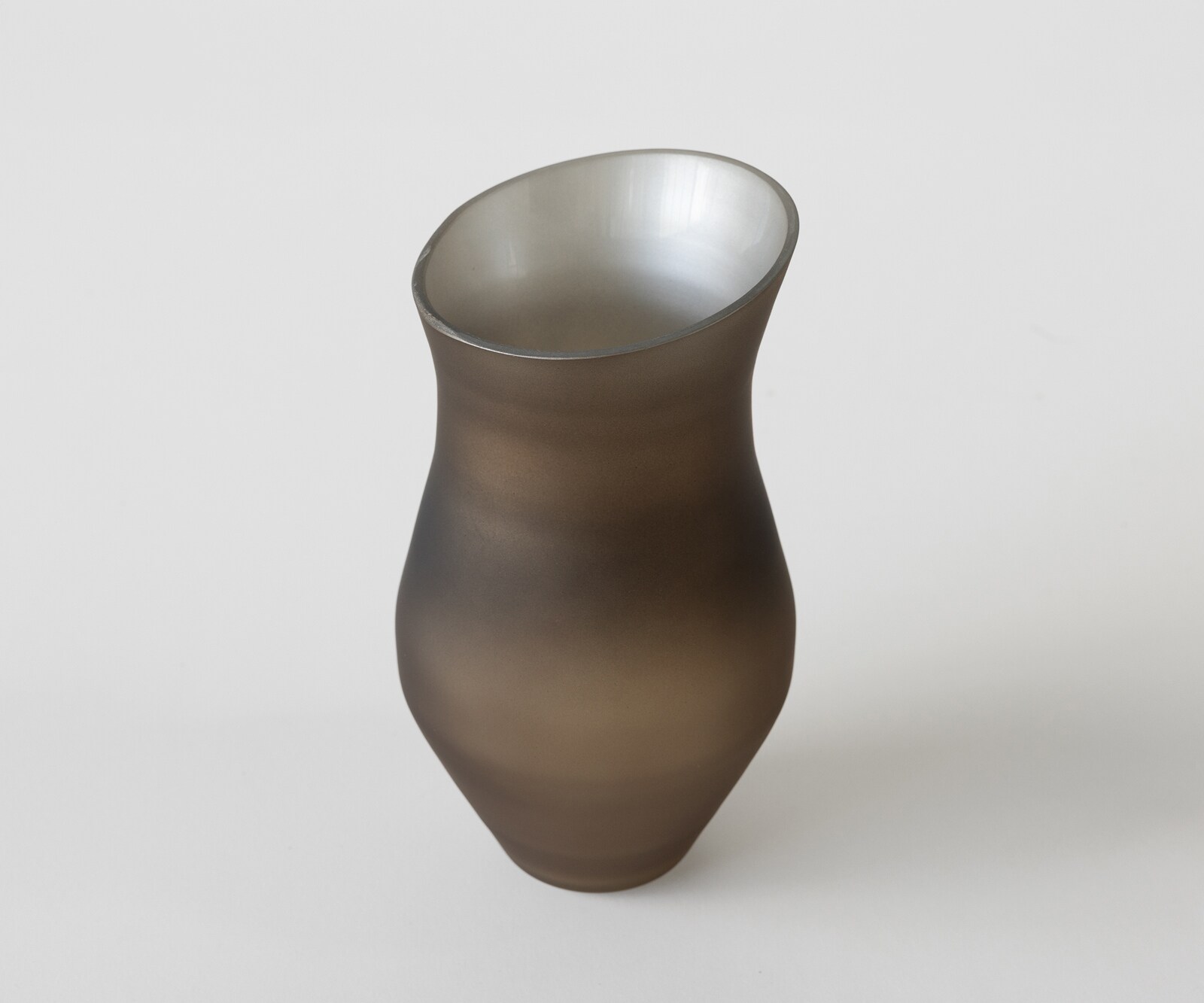 Vase Curvia l18 x P11 x H41 cm Verre Aurum Soufflé à la bouche 1