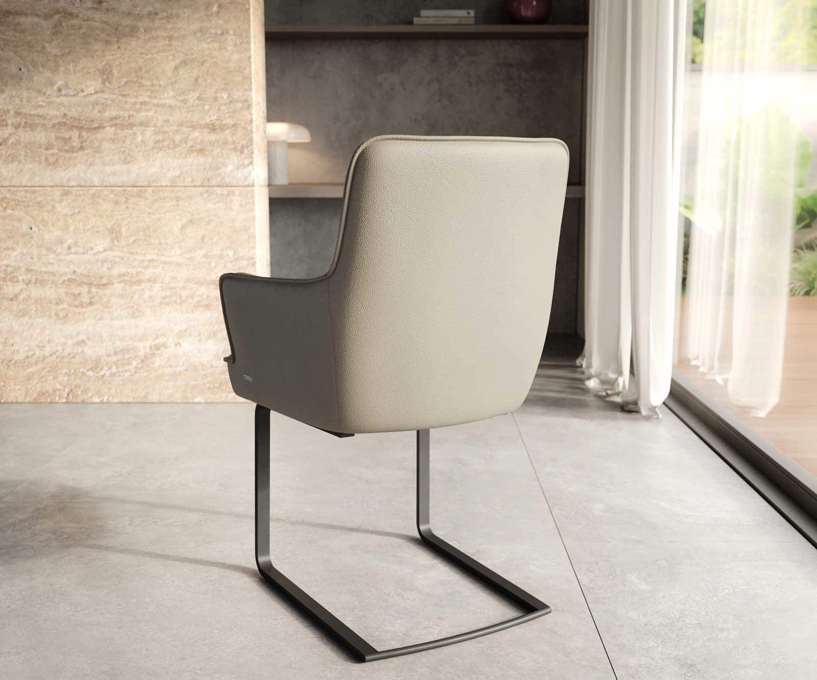 Freischwinger Heira-Flex mit Armlehnen Echt-Leder Schlamm Freischwinger flach Schwarz Taschenfederkern 4 Freischwinger Heira-Flex mit Armlehnen Echt-Leder Schlamm Freischwinger flach Schwarz Taschenfederkern 4