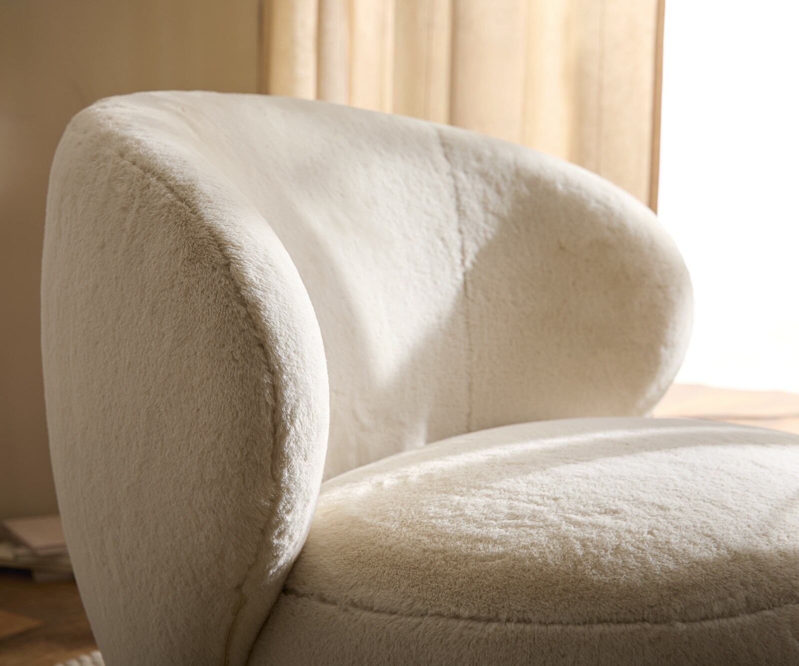 Fauteuil-lounge Pulo 80x80 cm peluche Crème-Blanc 5