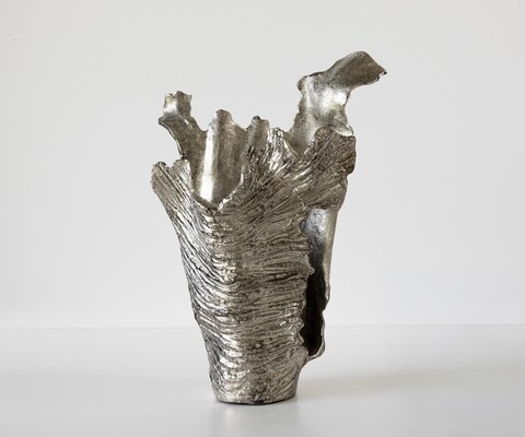 Vase Corallo B43 x T24 x H61 cm Aluminium Platin Handgemacht