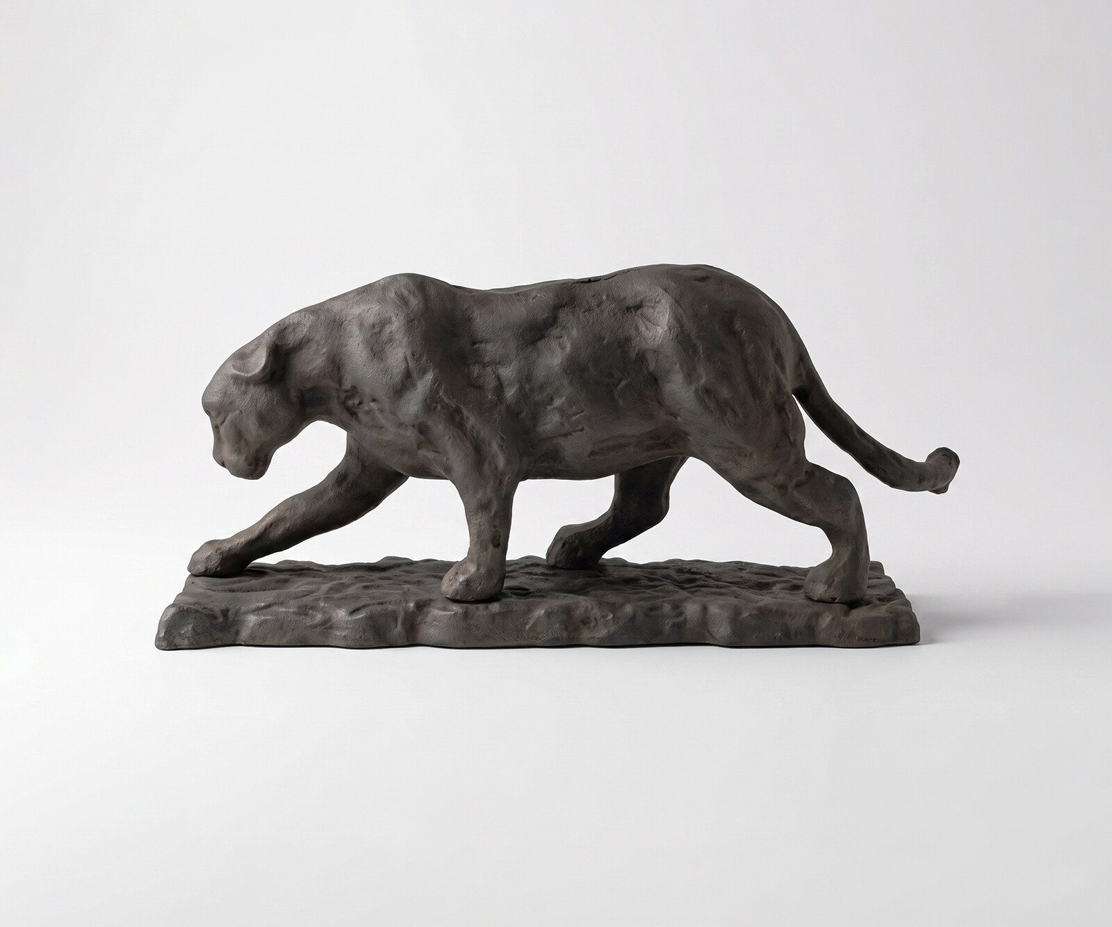 Figur Panthera B9 x T33 x H14 cm Aluminium Basalt Gegossen