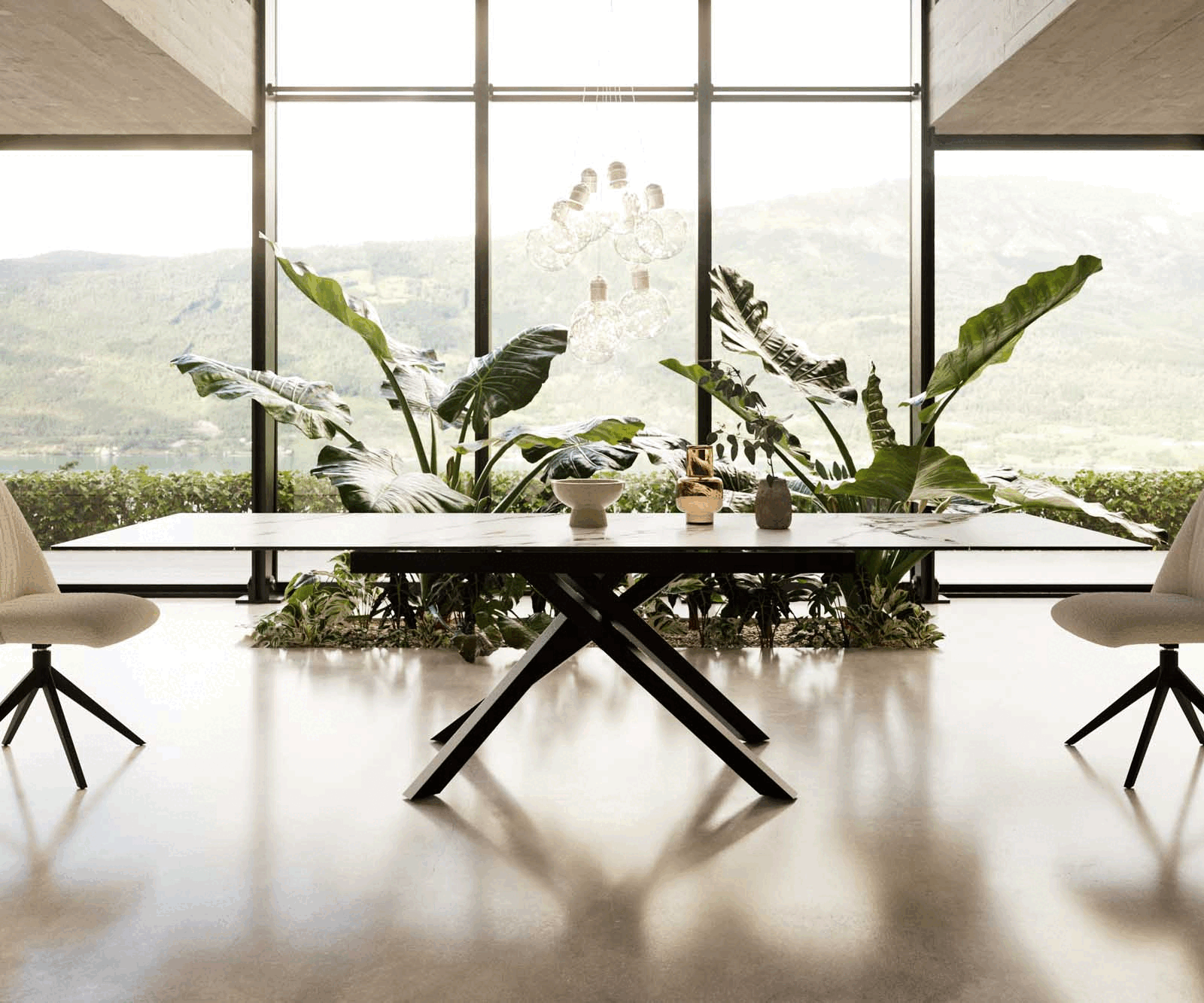 Esstisch Edge 200-300x100 Keramik Calacatta Luxe Weiß-Gold-Grau Kreuzgestell Rechteck Schwarz ausziehbar 1
