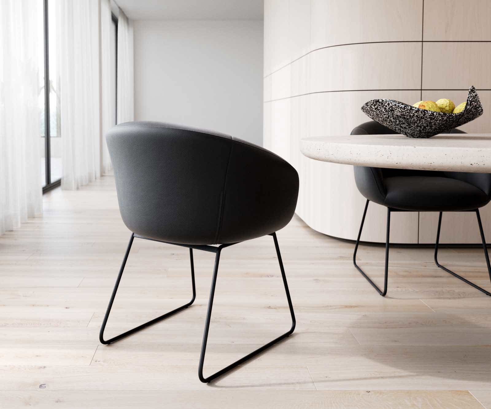 Chaise-de-salle-à-manger Vinka-Flex avec accoudoirs cuir de vache noir pied trapèze noir ressorts ensachés 4