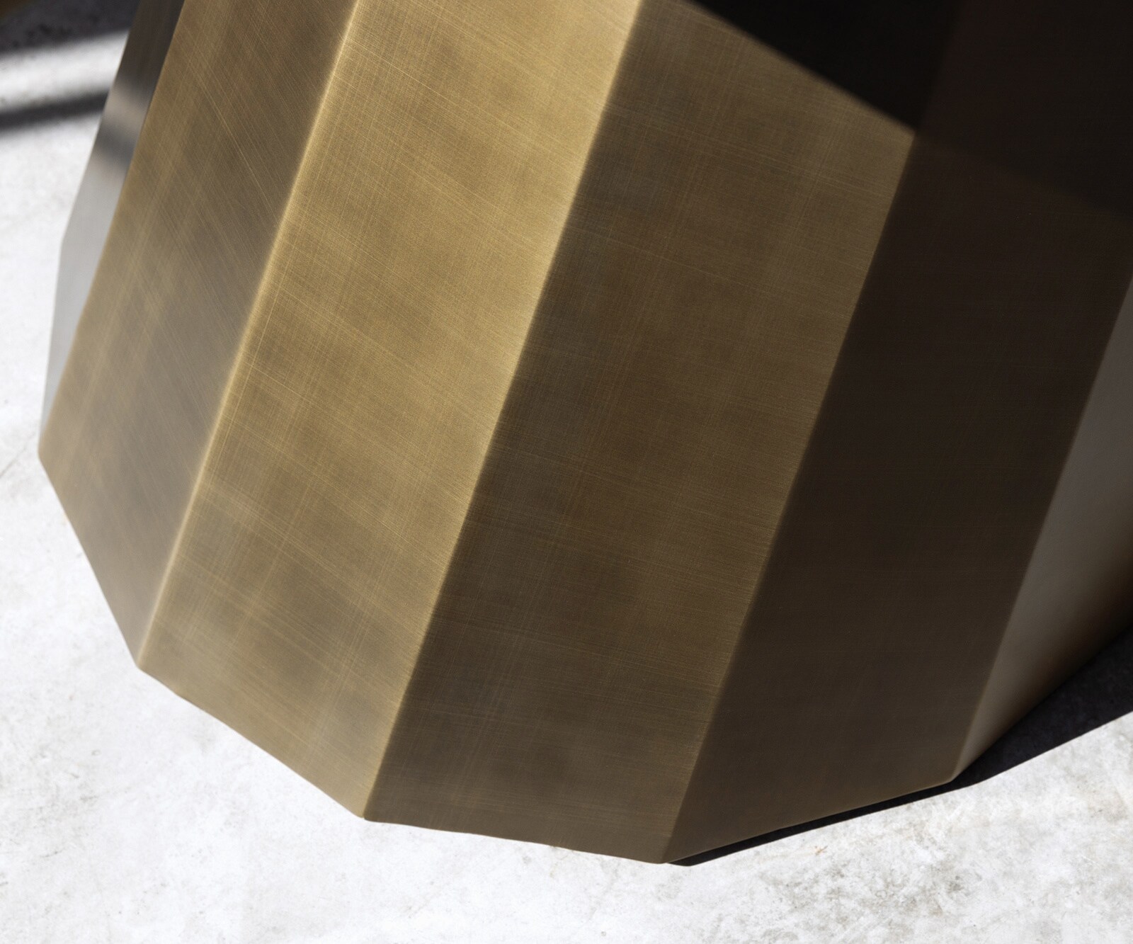 Esstisch Edge 300x100 Keramik Laminam® Onice Oro ​Parabel Metallic Gold 8