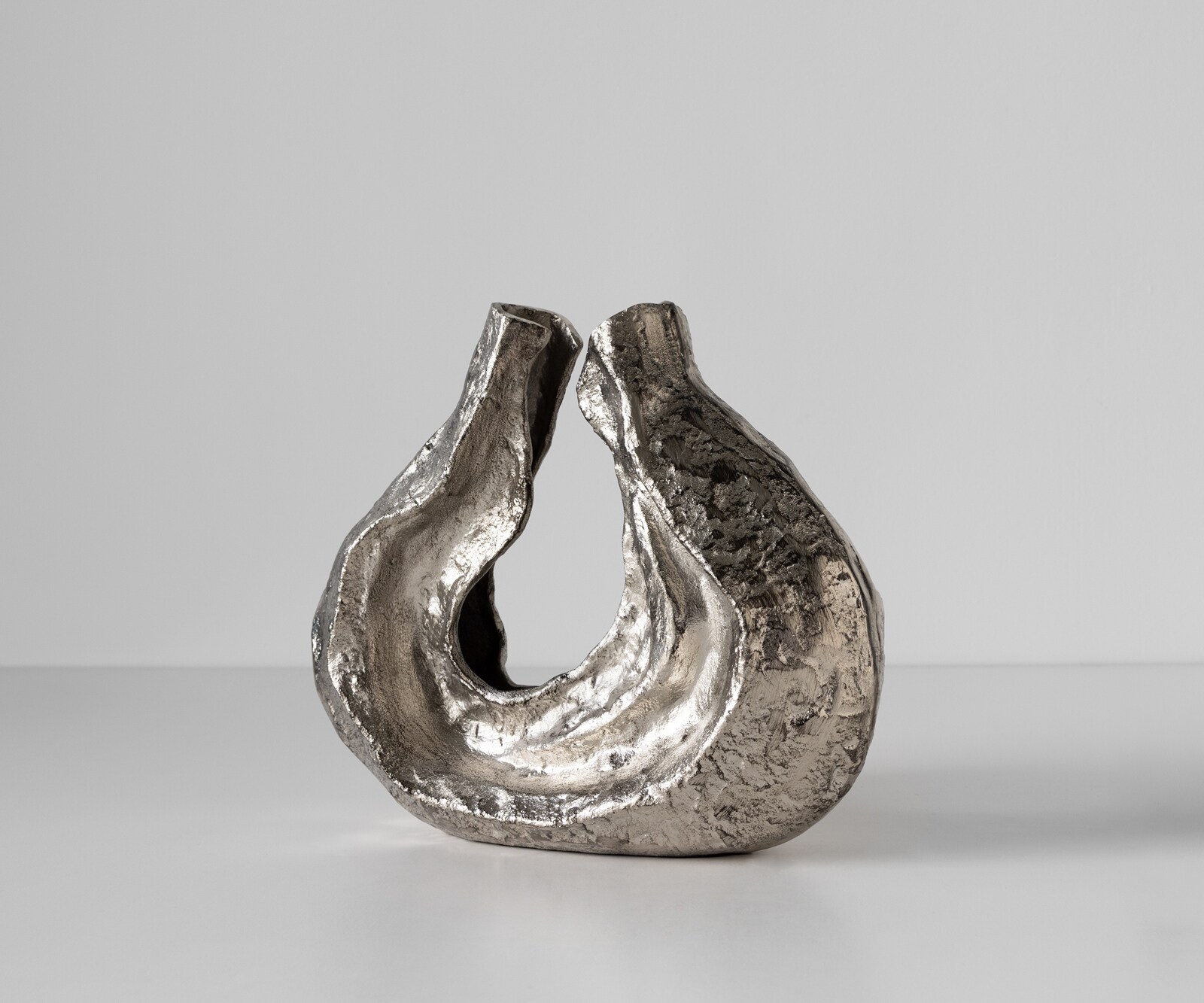 Sculpture Nexora l40 x P15 x H33 cm Aluminium Platin Faite main