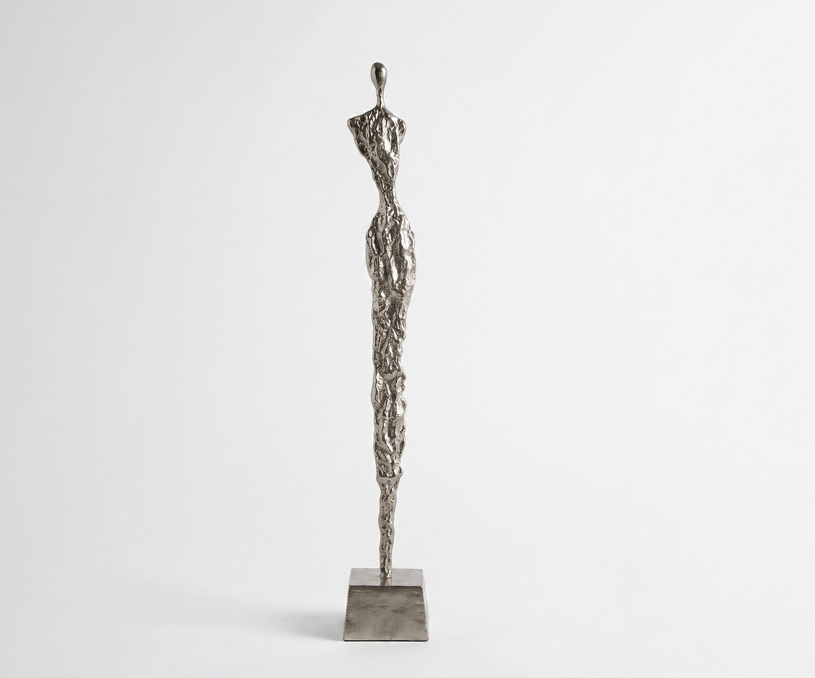 Figur Valeria B15 x T15 x H102 cm Aluminium Platin Handgemacht