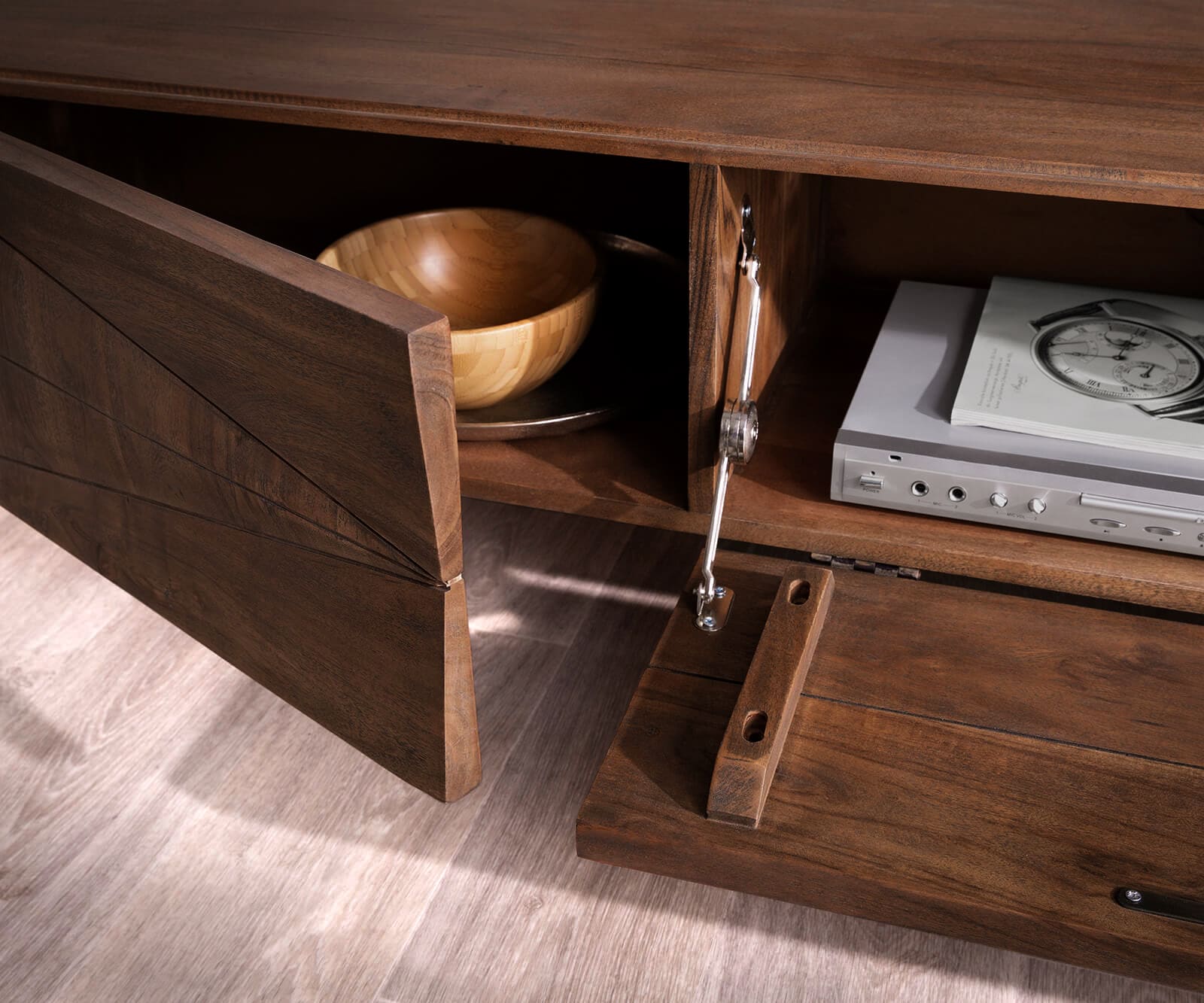 Design-Lowboard Wyatt 175 cm Akazie Braun 1 Klappe 1 Design-Lowboard Wyatt 175 cm Akazie Braun 1 Klappe 1