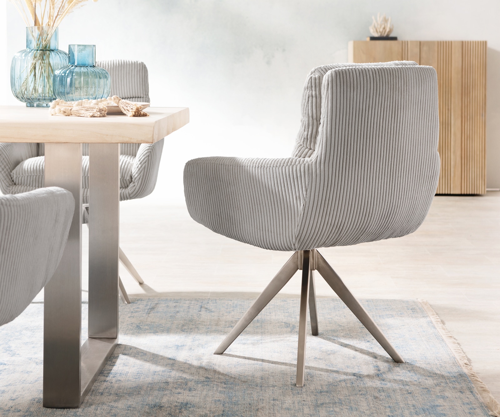 Esszimmerstuhl Abelia-Flex mit Armlehnen Cord Silbergrau Kreuzgestell kantig Edelstahl 4 Esszimmerstuhl Abelia-Flex mit Armlehnen Cord Silbergrau Kreuzgestell kantig Edelstahl 4