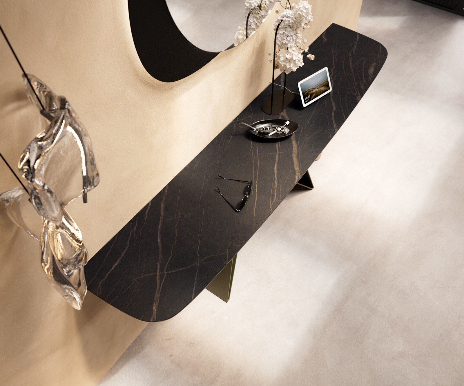 Konsolentisch Edge Boot 180x40 cm Keramik Laminam® Noir Desir Braun Velio Metall Effektfinish Titan 2