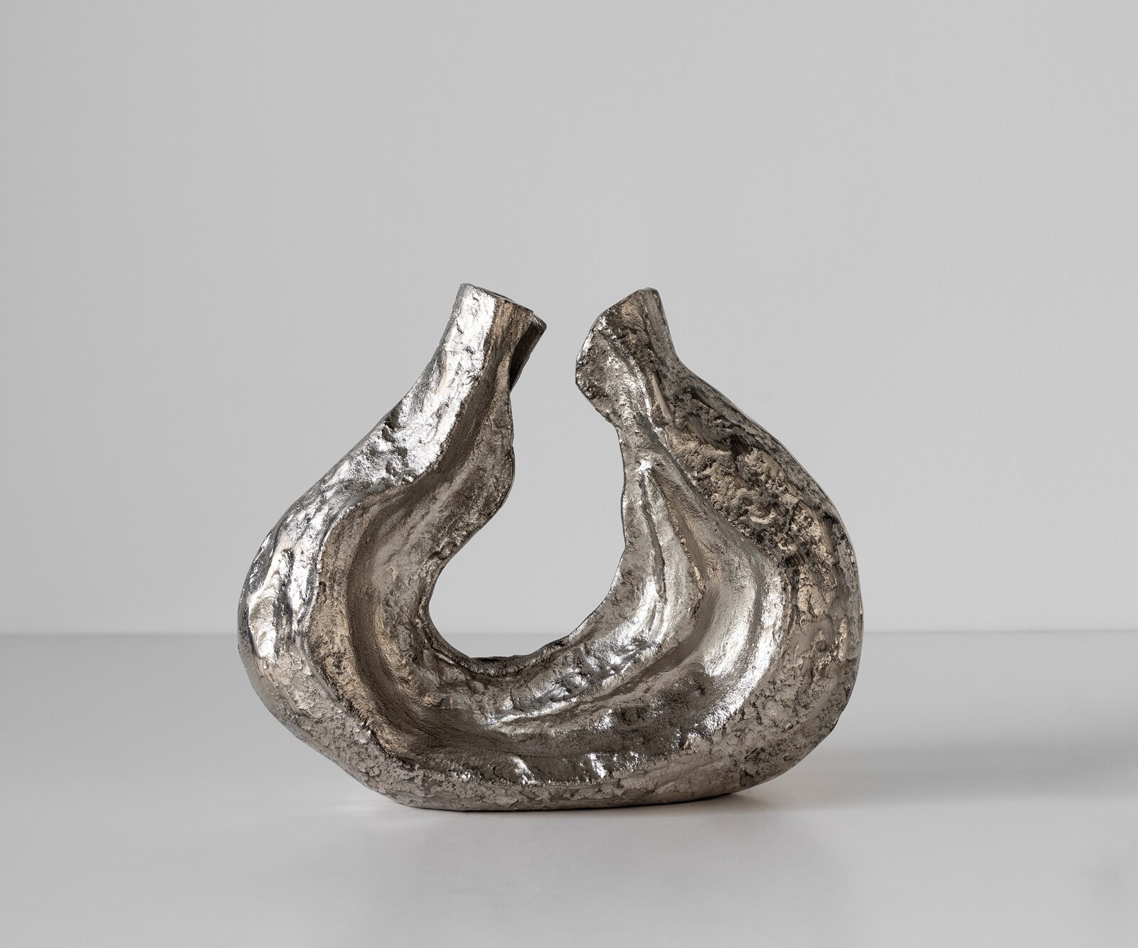 Sculpture Nexora l40 x P15 x H33 cm Aluminium Platin Faite main 1