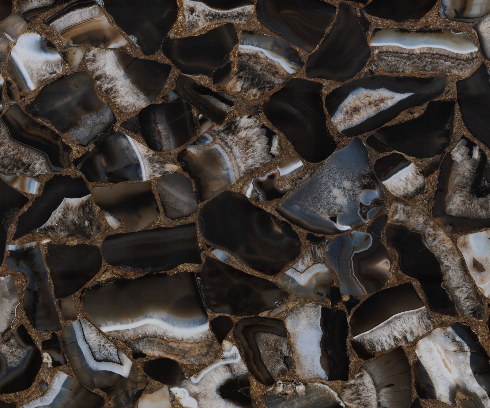 Esstisch Edge Oval 280x130 Keramik Iris FMG Agatablack Cono Metallic Silber 2