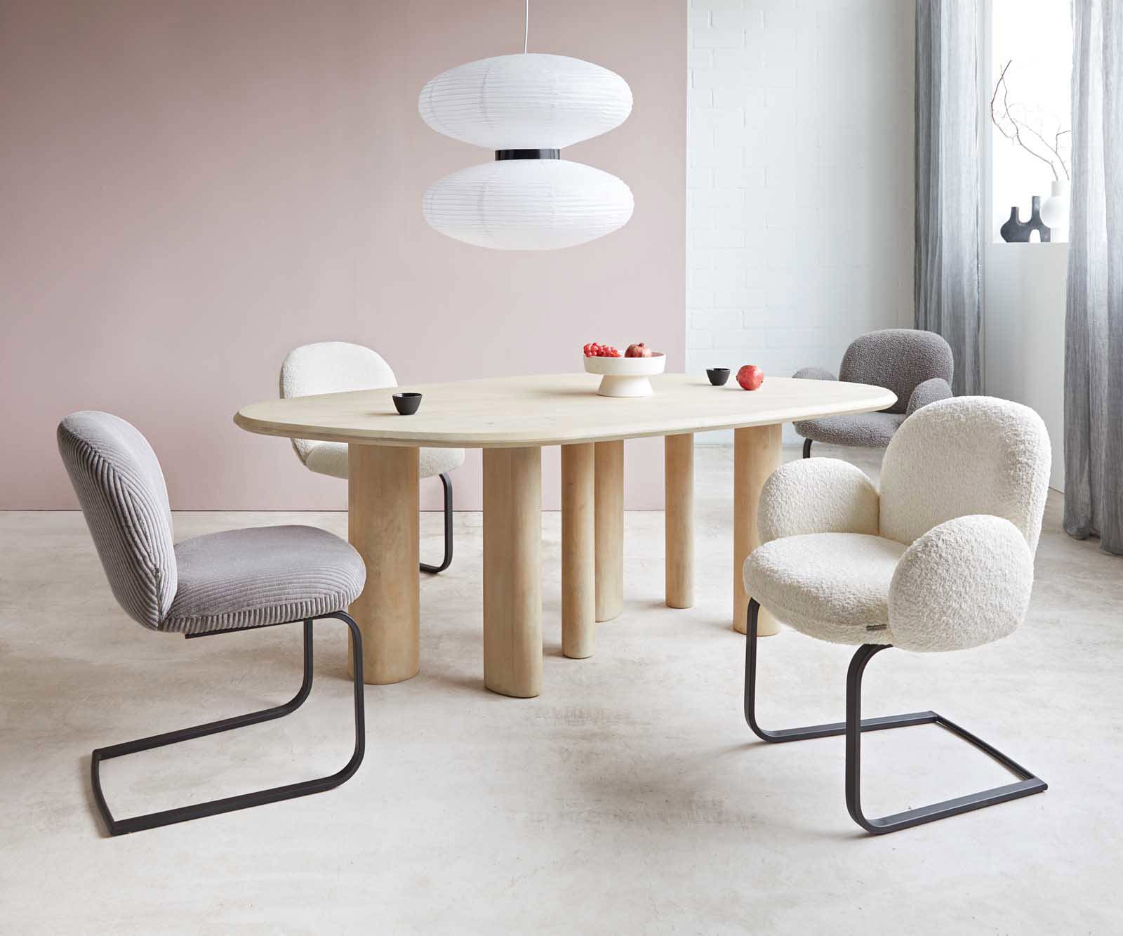 Freischwinger Nube-Flex Bouclé Weiß Freischwinger flach Schwarz Taschenfederkern 4