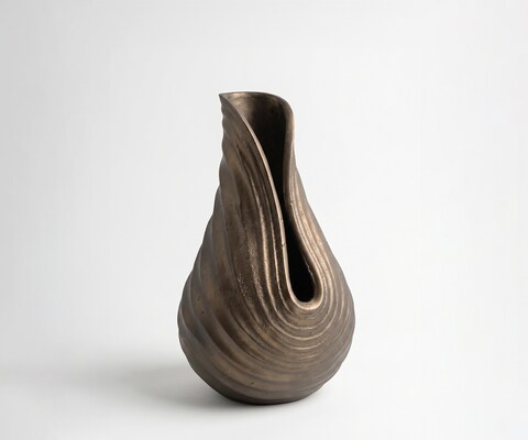 Vase Helixa B17 x T18 x H31 cm Aluminium Aurum Satin Gegossen