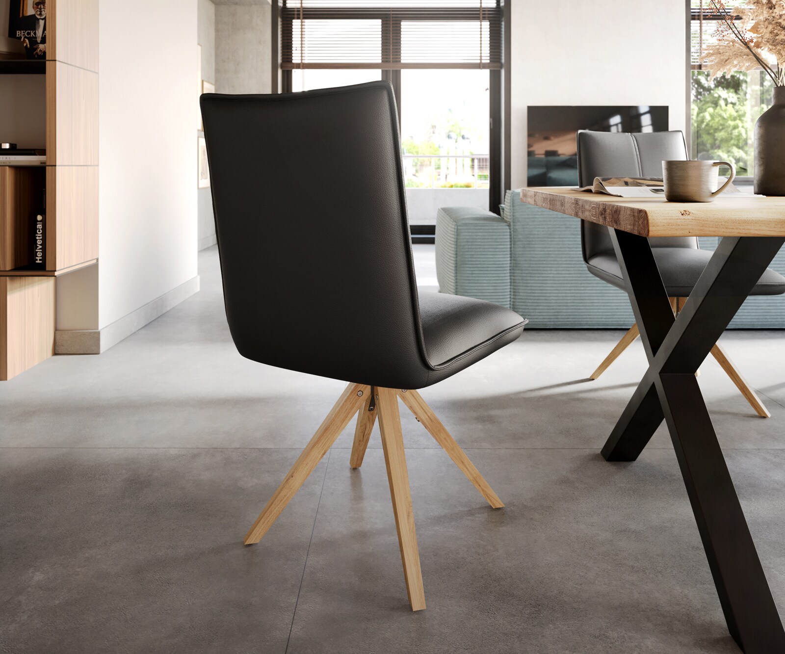 Chaise-de-salle-à-manger Lelio-Flex cuir de vache noir pied en bois angulaire naturel ressorts ensachés 4