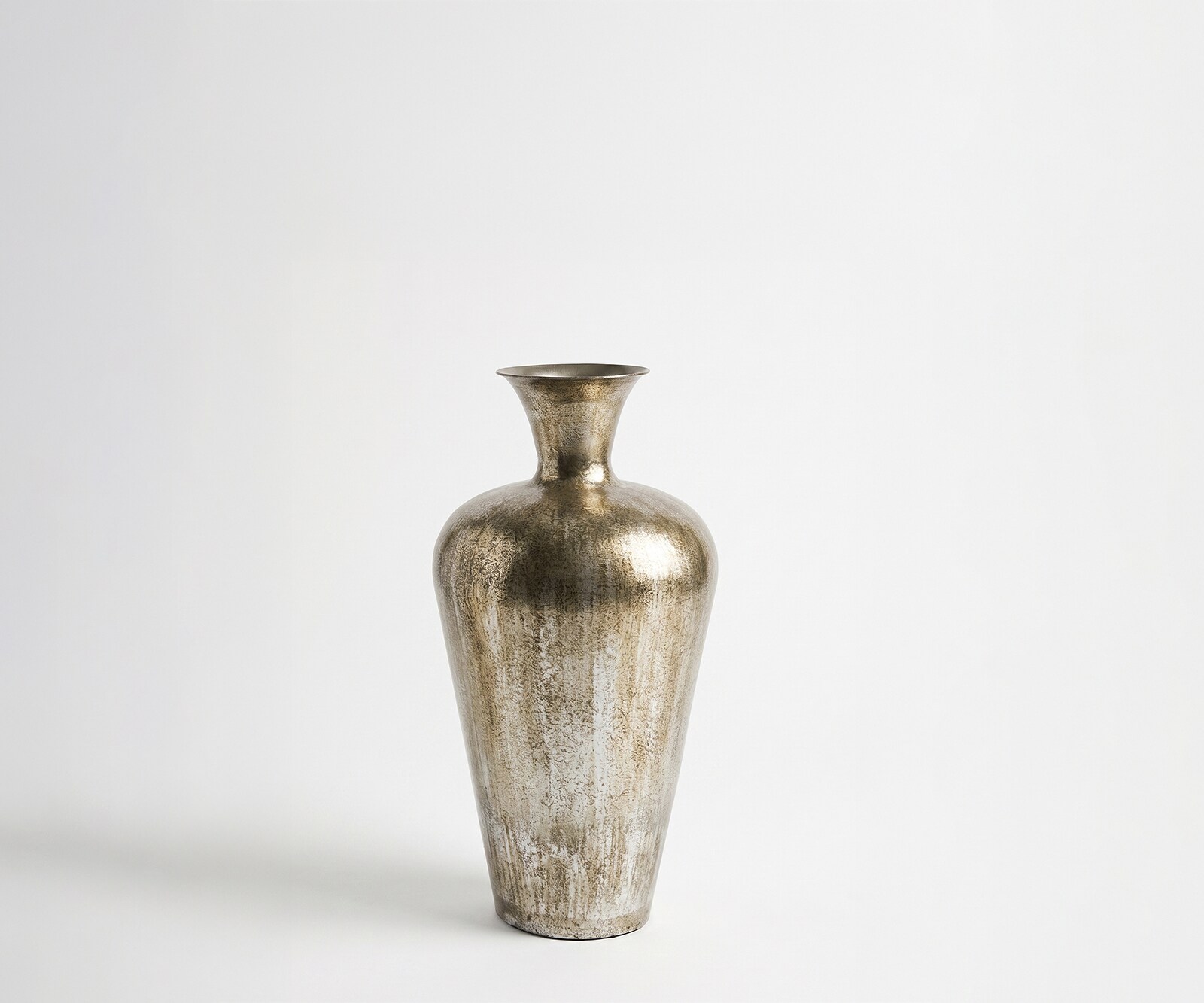 Vase Marvella B23 x T23 x H48 cm Metall Platin Aurum Handgemacht