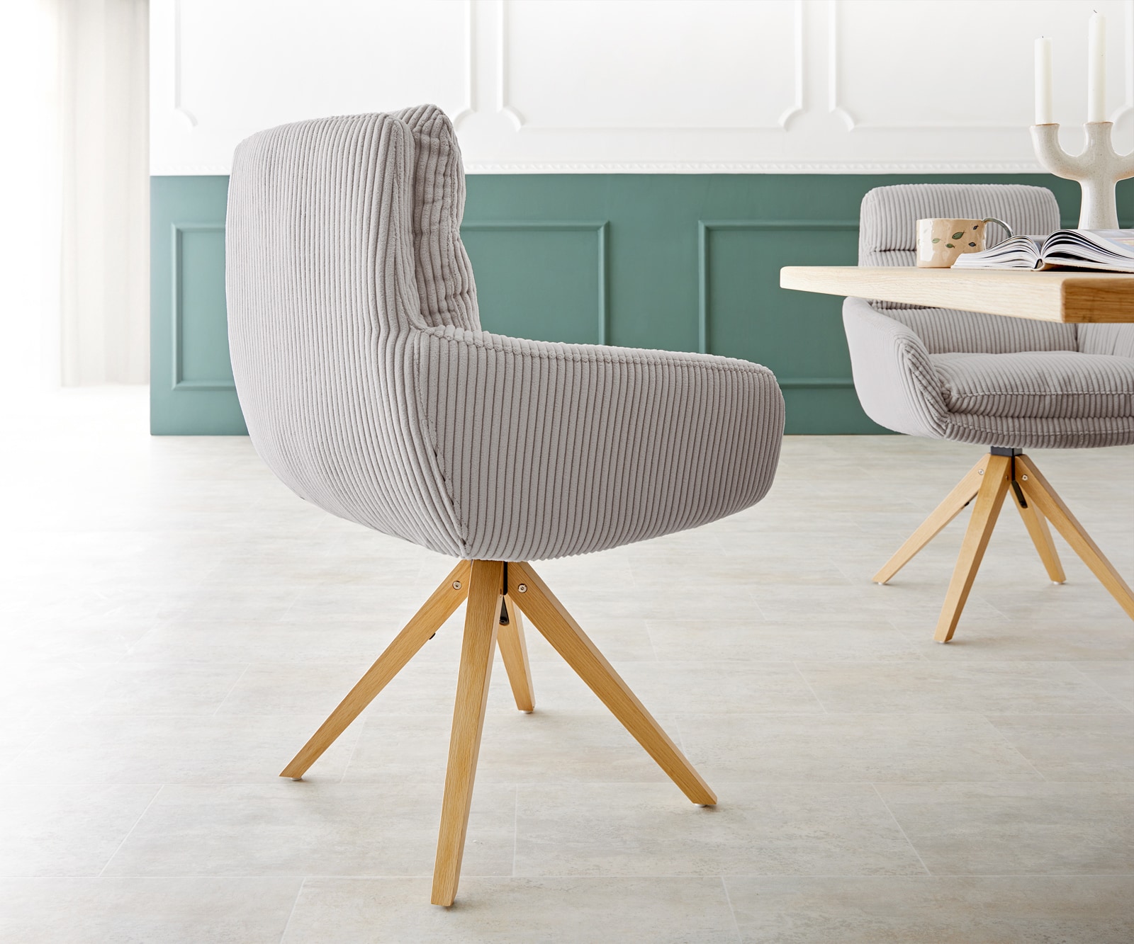 Esszimmerstuhl Abelia-Flex mit Armlehnen Cord Silbergrau Holzgestell kantig Natur 4 Esszimmerstuhl Abelia-Flex mit Armlehnen Cord Silbergrau Holzgestell kantig Natur 4