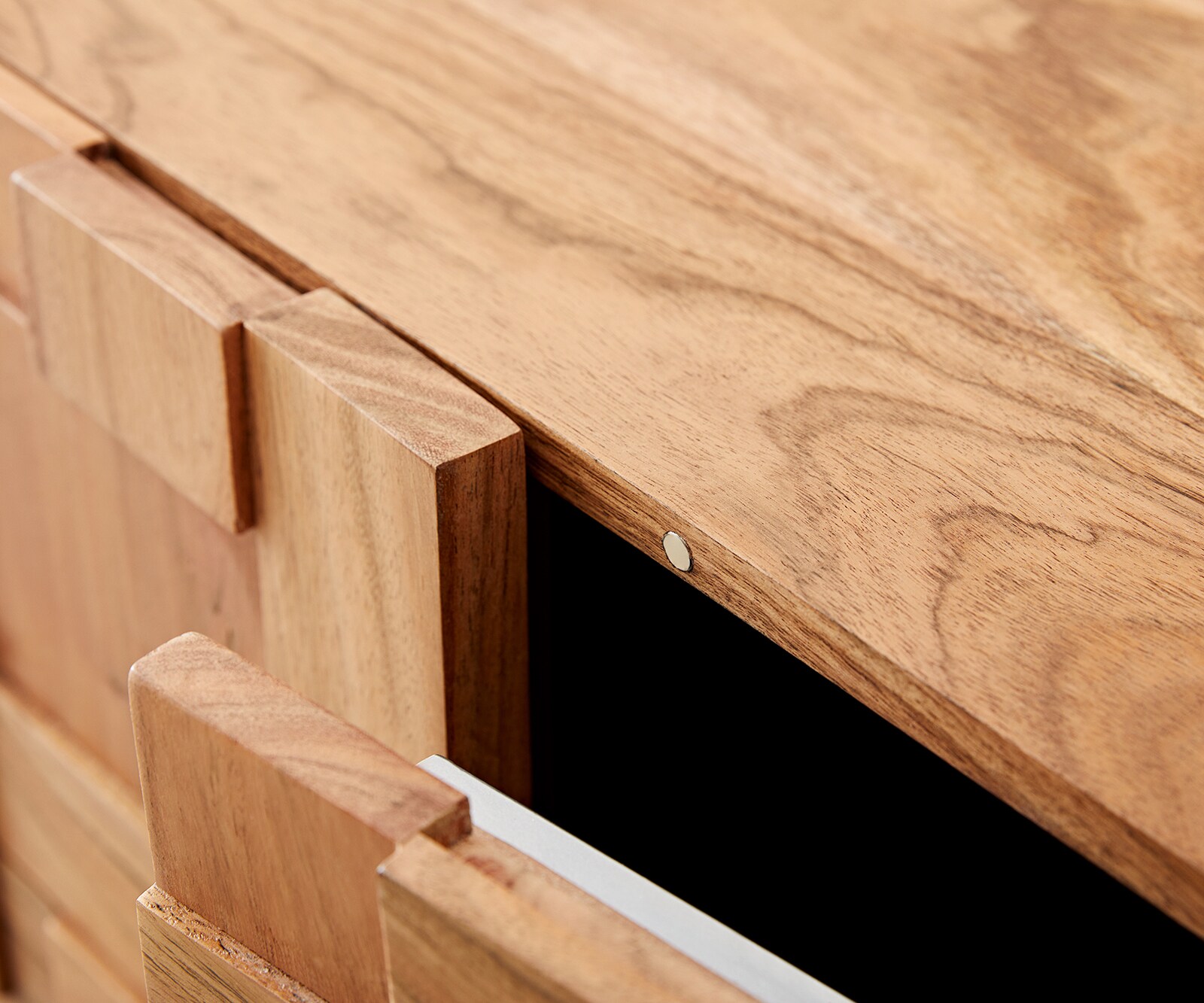 Buffet Puzzle 175 cm acacia naturel 3 portes pied flottant métal noir 6
