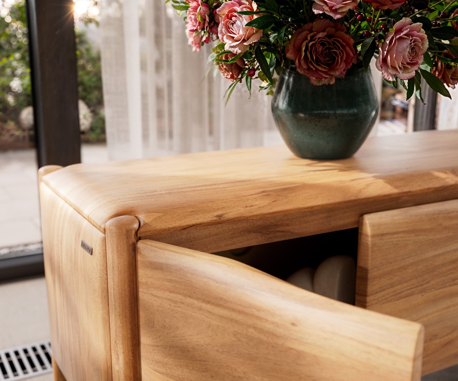 Lowboard Simcha 220 cm Akazie Natur 4 Türen 2 Schubladen 4 Lowboard Simcha 220 cm Akazie Natur 4 Türen 2 Schubladen 4