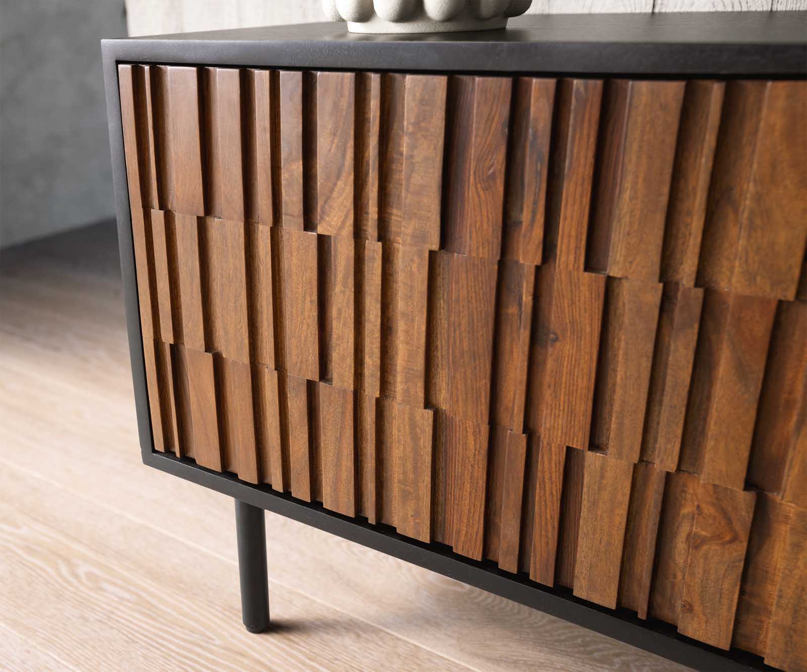 Meuble-TV Kallam 200 cm Sheesham noyer manguier noir métal noir 4 portes 4