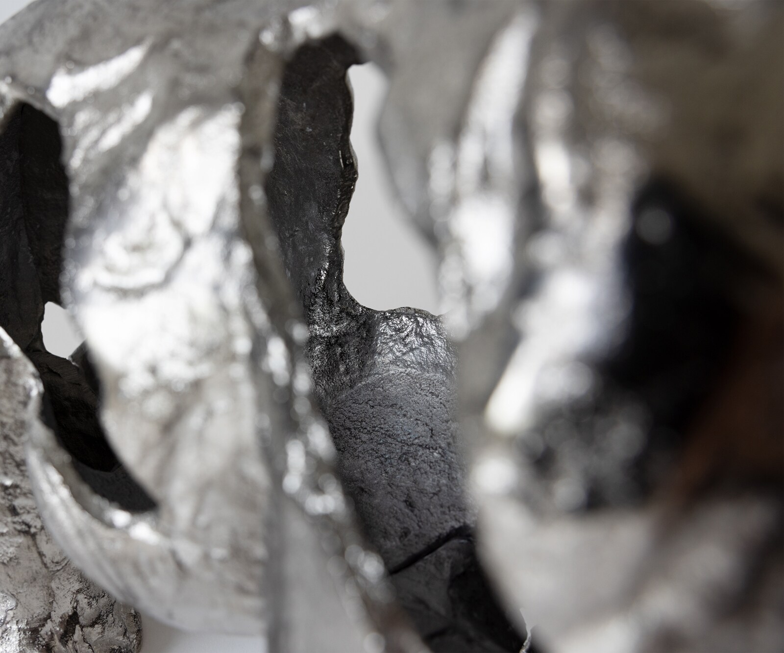 Figur Rinoro B53 x T19 x H30 cm Aluminium Platin Handgemacht 5