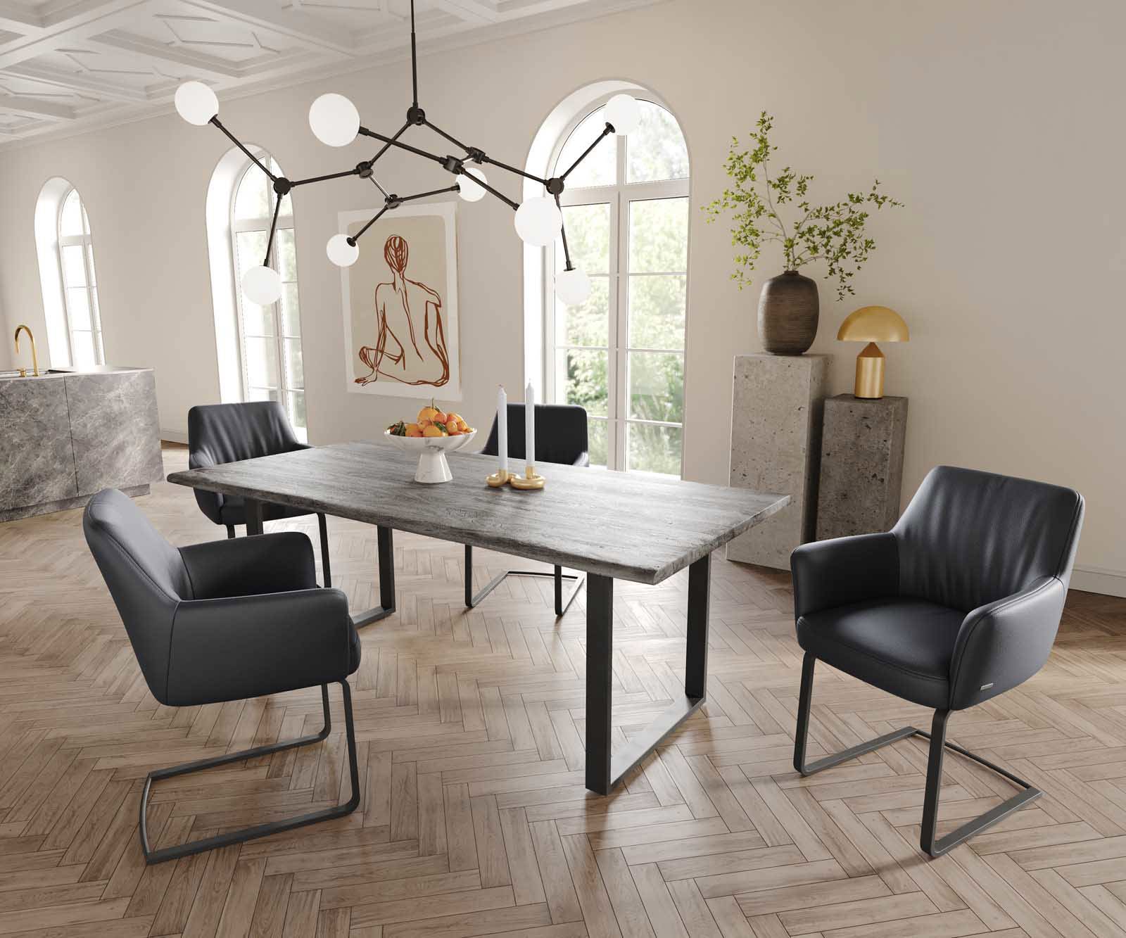 Cantilever Xana-Flex avec accoudoirs cuir de vache noir pied cantilever plat noir ressorts ensachés 4