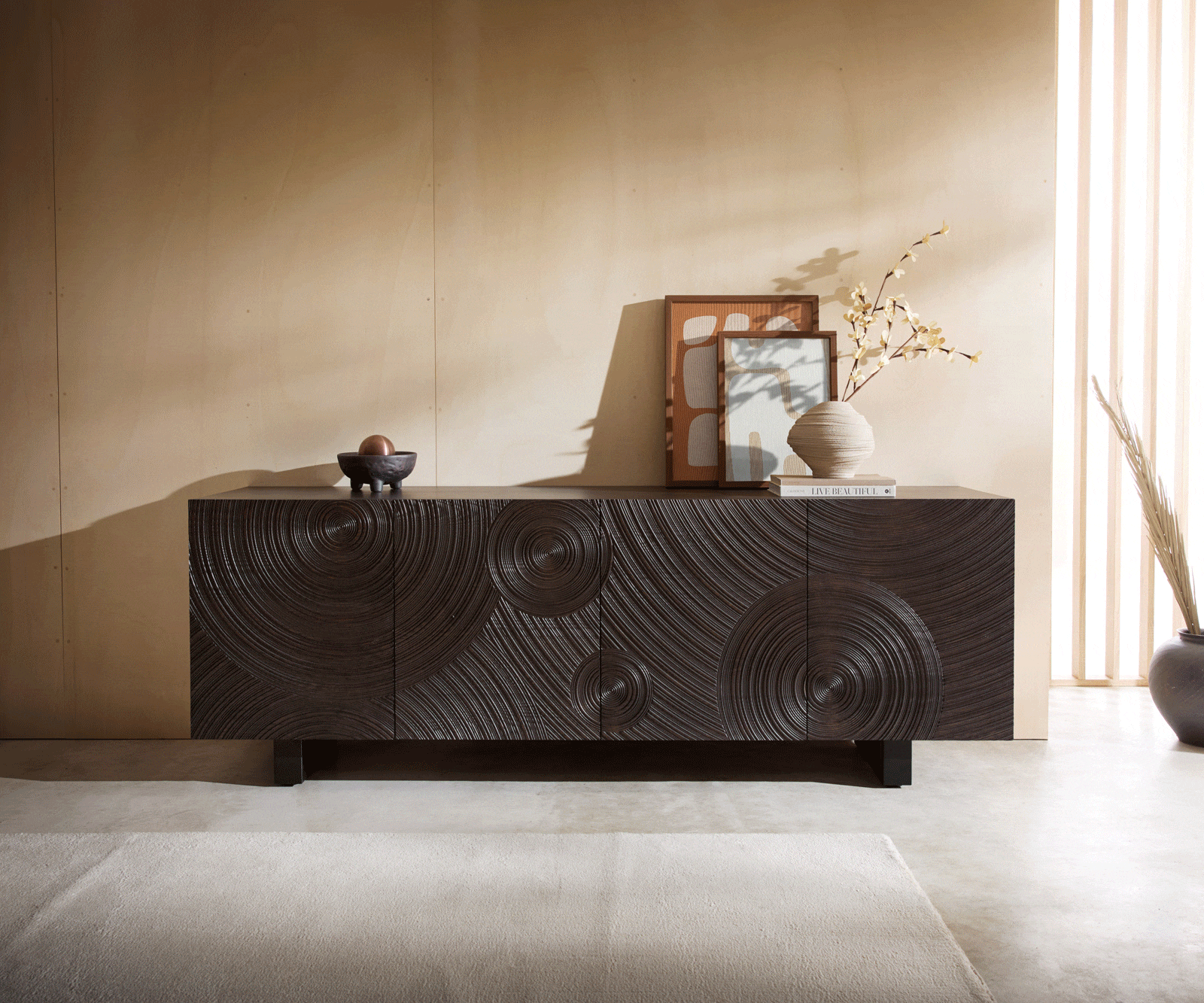 Sideboard Ashara 200 cm Esche Dunkelbraun 3D Effekt 4 Türen Kufe Metall Schwarz 4 Sideboard Ashara 200 cm Esche Dunkelbraun 3D Effekt 4 Türen Kufe Metall Schwarz 4