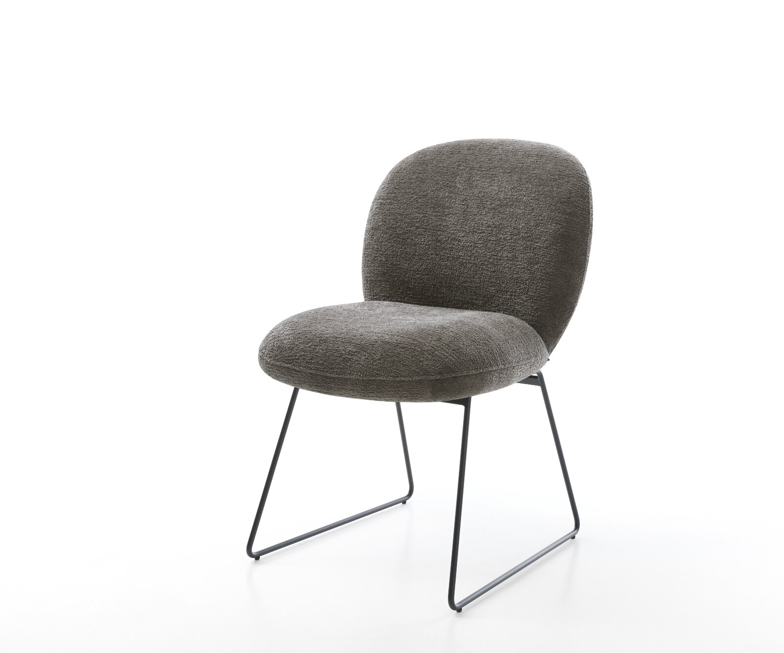 Chaise-de-salle-à-manger Nube-Flex bouclé doux couleur boue pied trapèze noir resorts ensachés 1