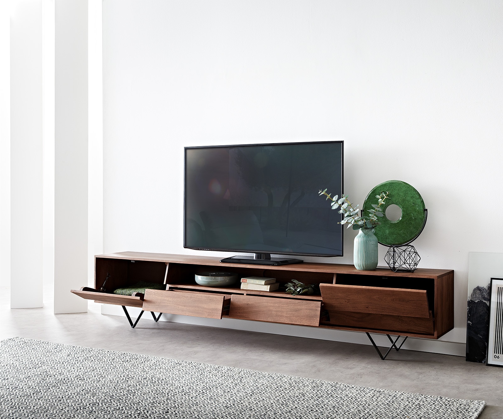 Lowboard Eloi 240x35 cm Akazie Braun 2 Türen 2 Schubladen V-Fuß Schwarz 3 Lowboard Eloi 240x35 cm Akazie Braun 2 Türen 2 Schubladen V-Fuß Schwarz 3