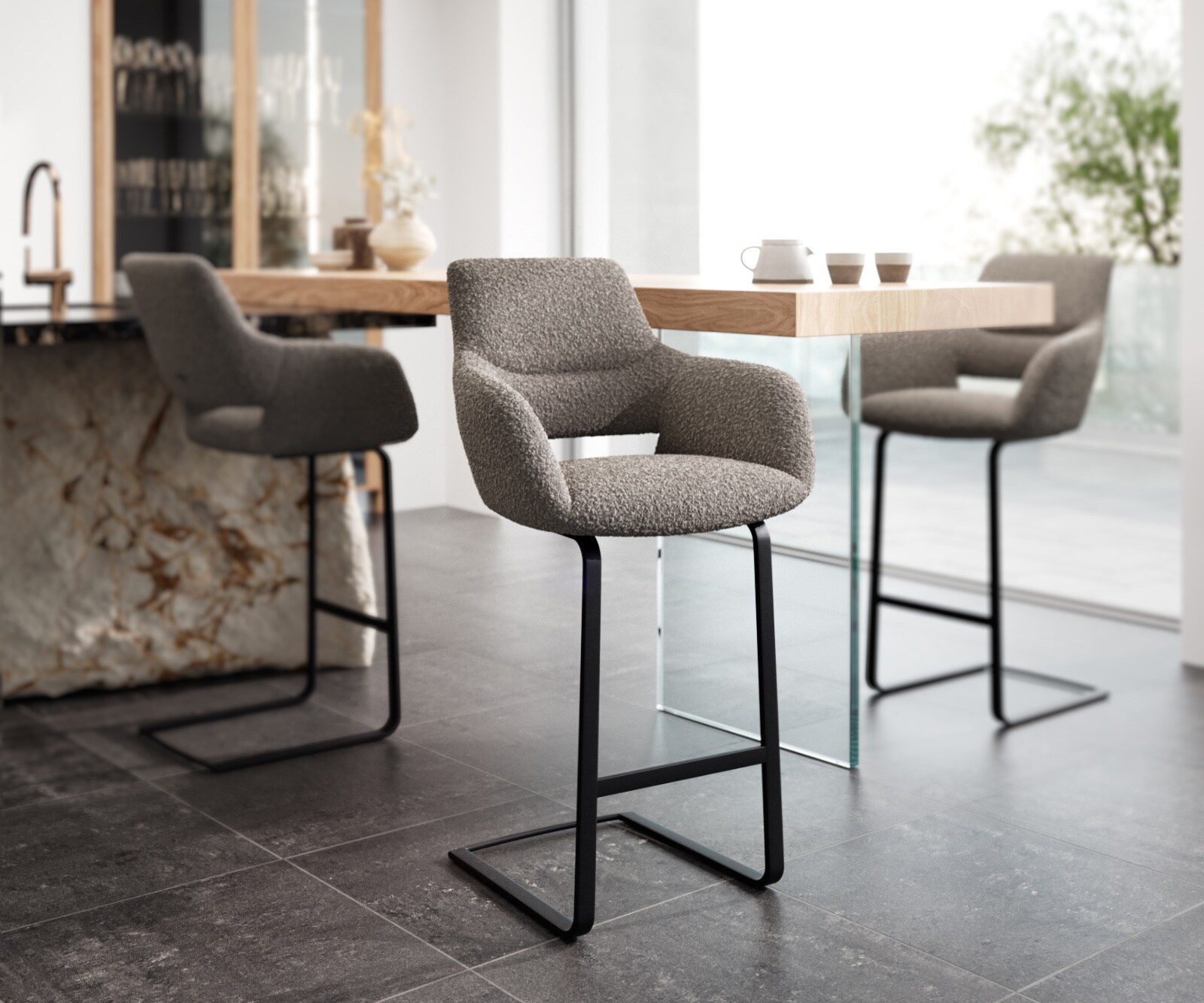 Chaise-de-bar Yago-Flex Bouclé Gris argenté Piétement luge plat Métal noir Ressorts ensachés