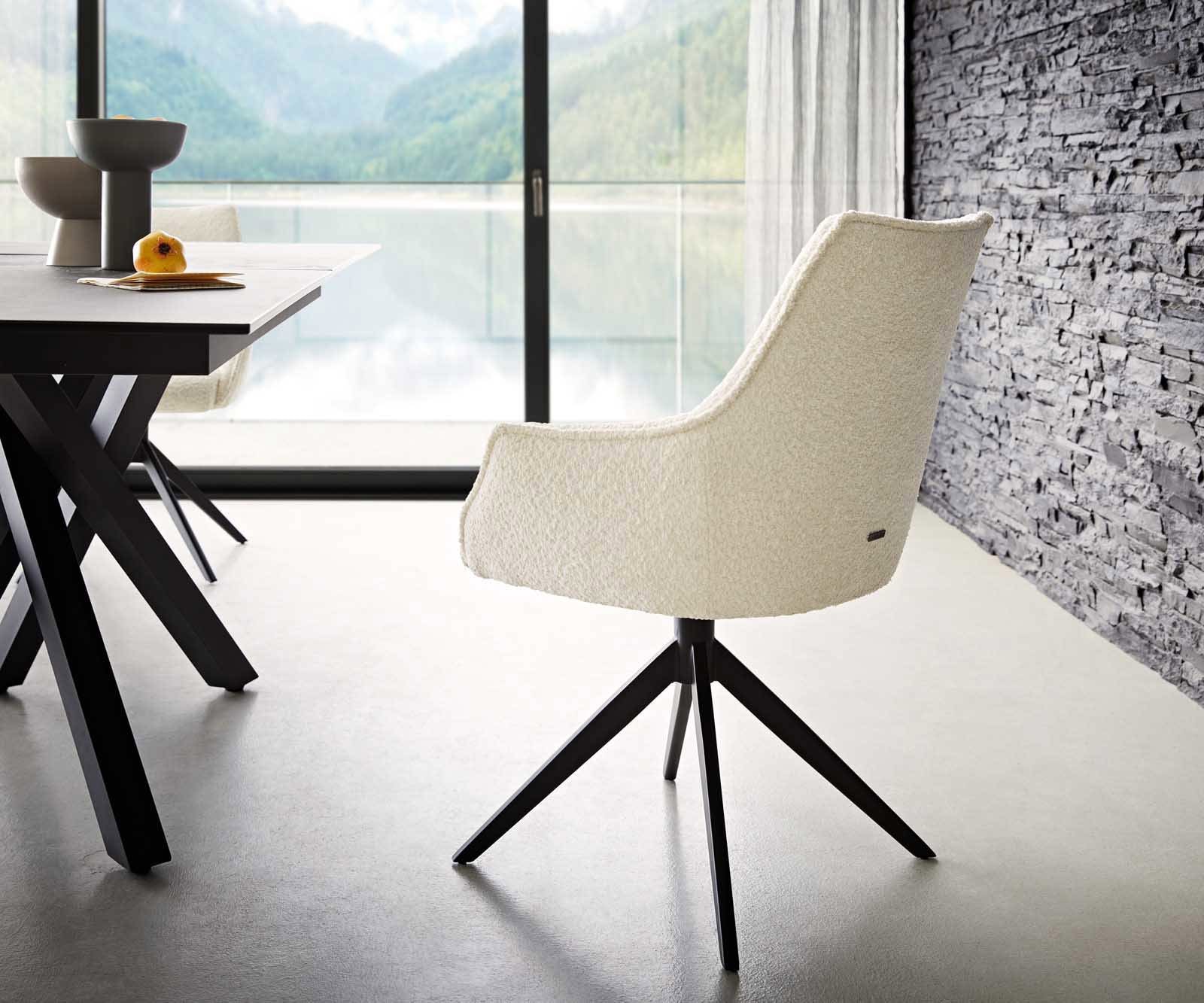 Drehstuhl Alja-Flex mit Armlehnen Bouclé Weiß Kreuzgestell breit Schwarz 360° drehbar Taschenfederkern 4 Drehstuhl Alja-Flex mit Armlehnen Bouclé Weiß Kreuzgestell breit Schwarz 360° drehbar Taschenfederkern 4