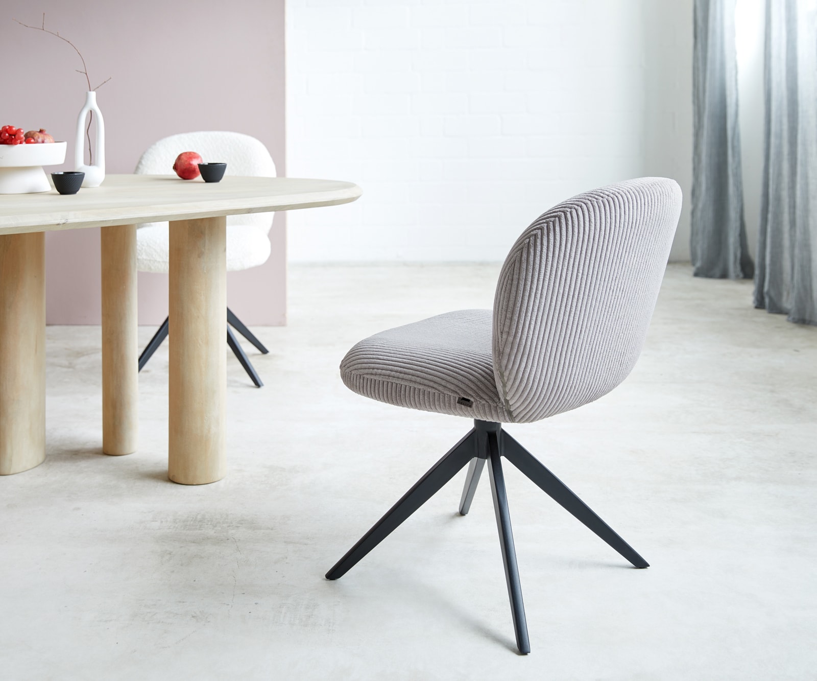 Drehstuhl Nube-Flex Cord Silbergrau Kreuzgestell breit Schwarz 360° drehbar Taschenfederkern 5 Drehstuhl Nube-Flex Cord Silbergrau Kreuzgestell breit Schwarz 360° drehbar Taschenfederkern 5