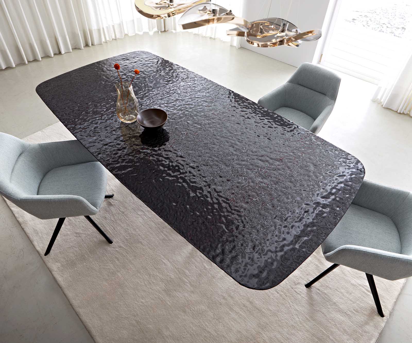 Esstisch Edge Boot 240x120 Reliefglas Rauchschwarz 3D-Design V-Gestell Flachstahl Schwarz 6