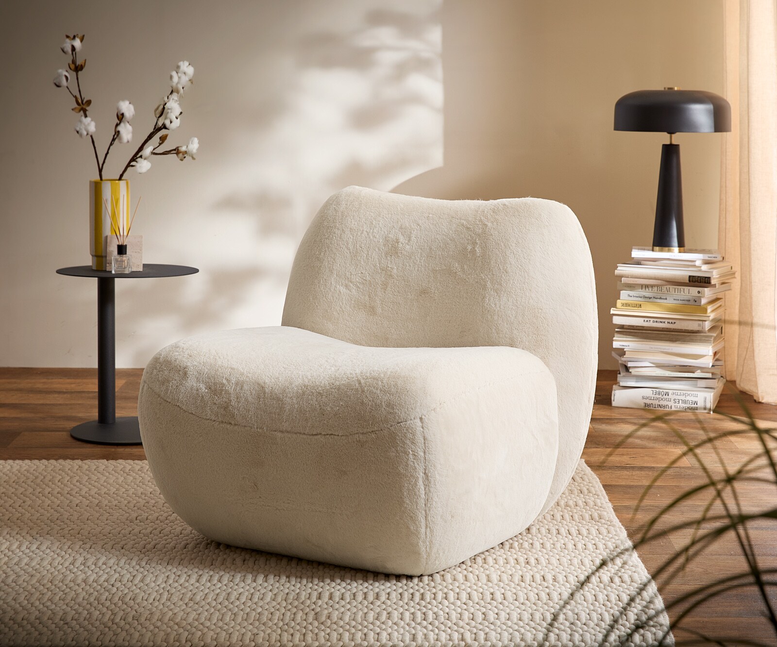 Fauteuil-lounge Zena 75x85 cm peluche crème-blanc