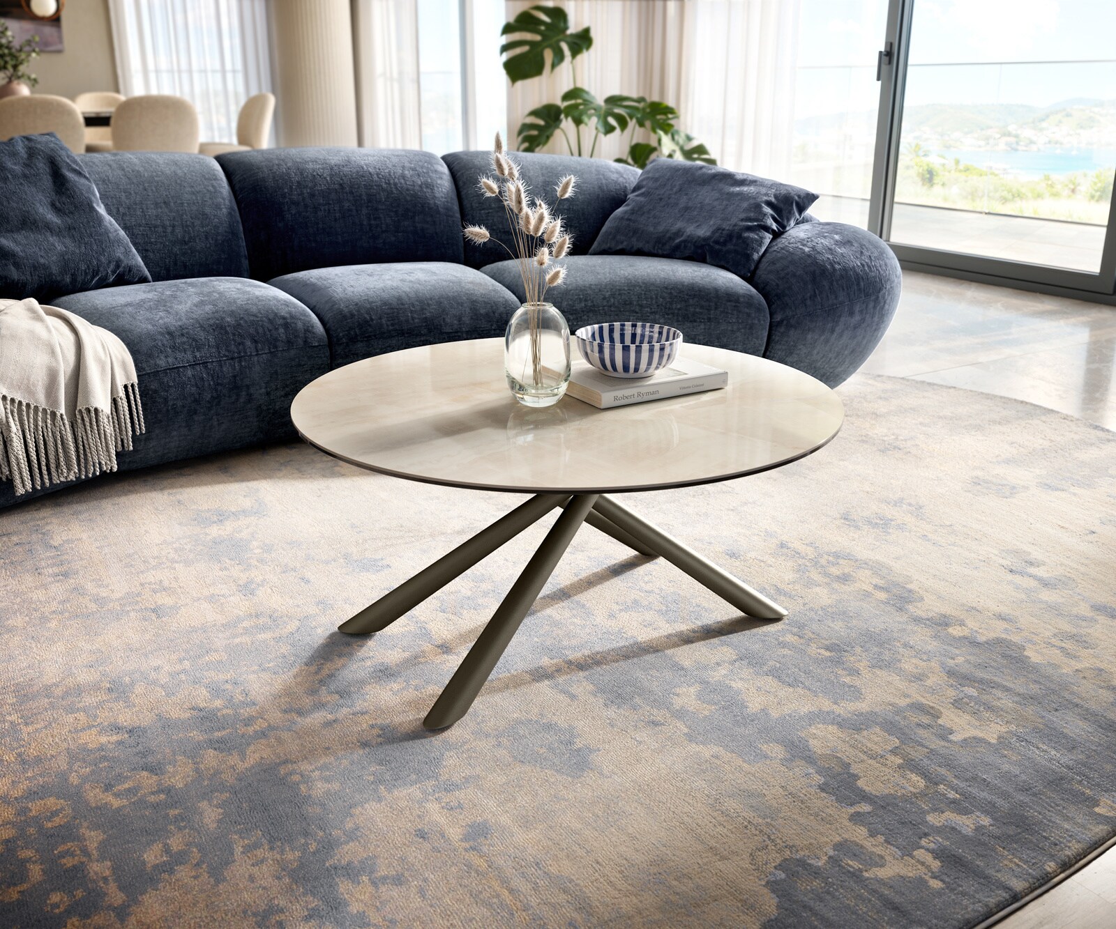 Table basse Edge ronde 90x90 cm céramique Onyx Champagne Sarity métal finition effet titane