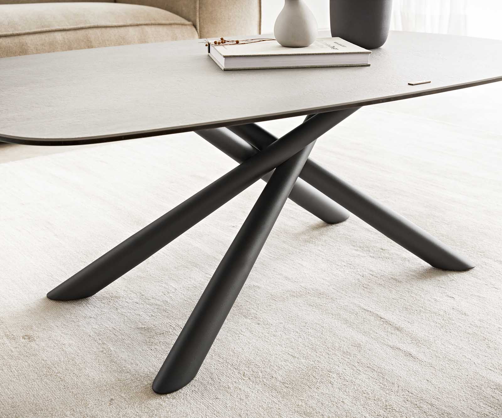 Couchtisch Sarita 120x70 cm Keramik Aspetto Concreto Betonfarbig Gestell Metall Schwarz 5 Couchtisch Sarita 120x70 cm Keramik Aspetto Concreto Betonfarbig Gestell Metall Schwarz 5