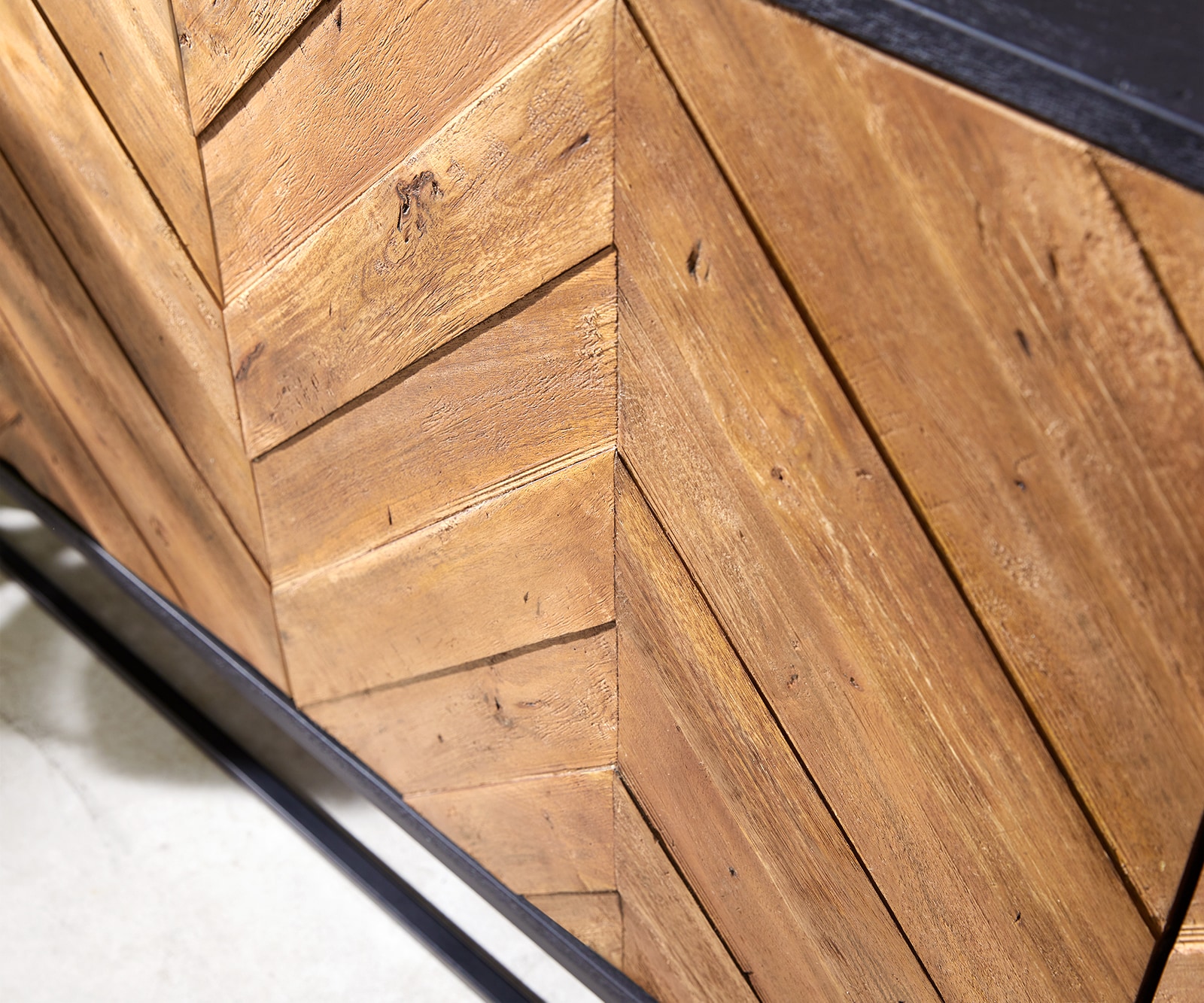 Sideboard Famke 145 cm Mango Teak 3 Türen 6 Sideboard Famke 145 cm Mango Teak 3 Türen 6