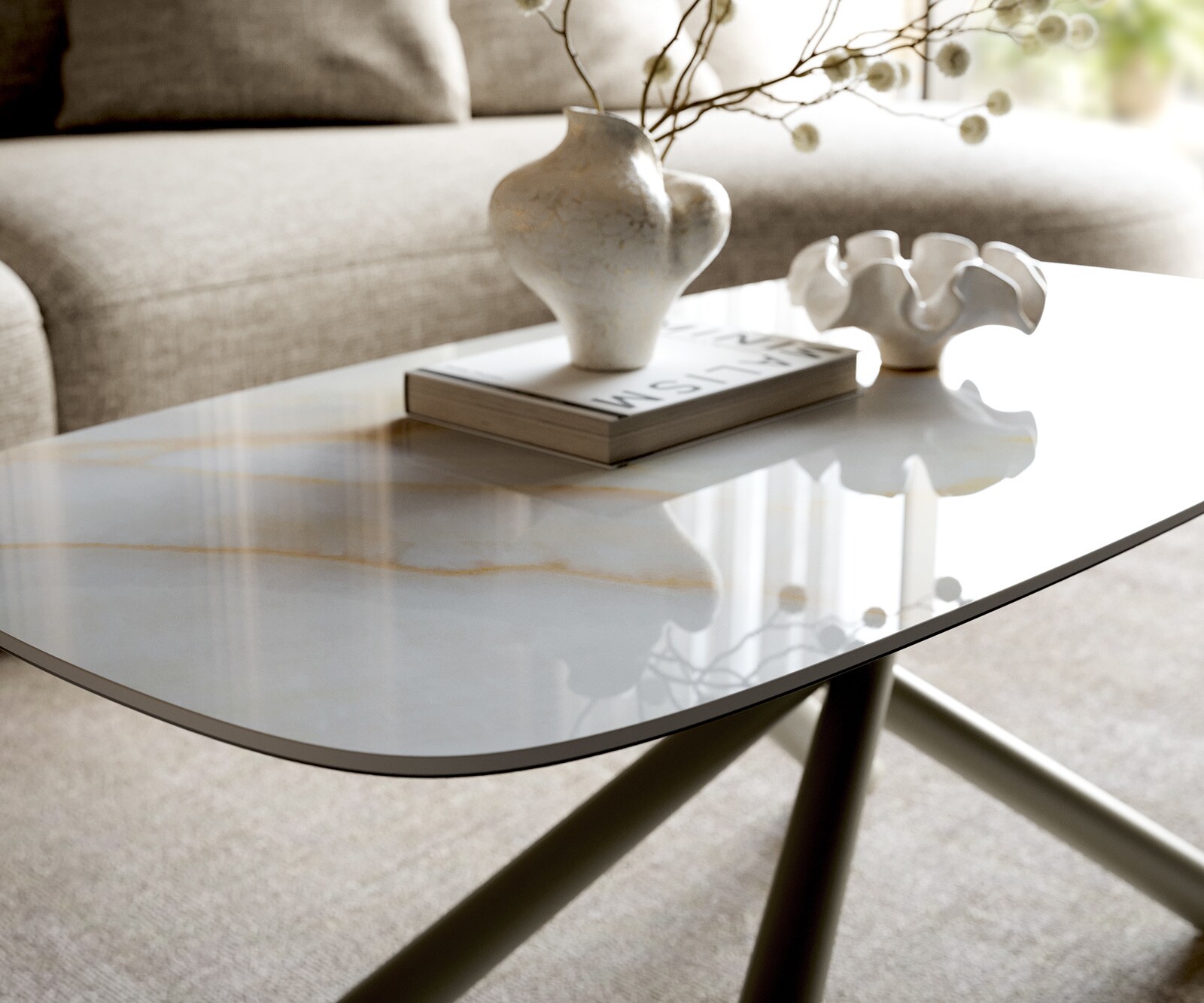 Table basse Edge forme bateau 100x50 cm céramique Onyx Pearl Sarity métal finition effet titane 3