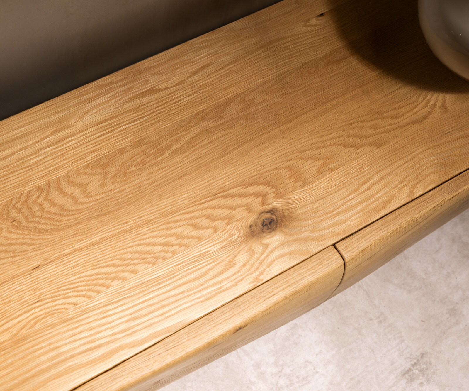 Lowboard New Live-Edge 200 cm Eiche Natur 4 Türen Glasfuß 5