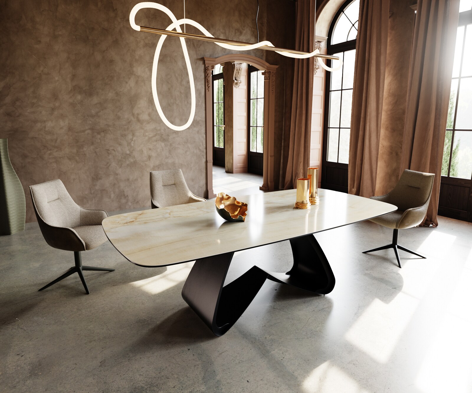 Table à manger Edge Boot 240x120 cm Céramique Iris FMG Onice Oro piètement en W Métal Noir