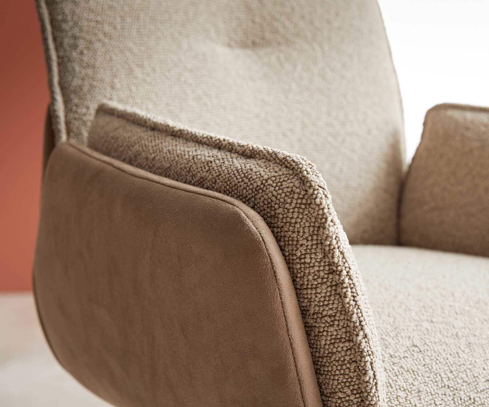 Freischwinger Nela-Flex Materialmix Schlamm Freischwinger flach Edelstahl 3 Freischwinger Nela-Flex Materialmix Schlamm Freischwinger flach Edelstahl 3