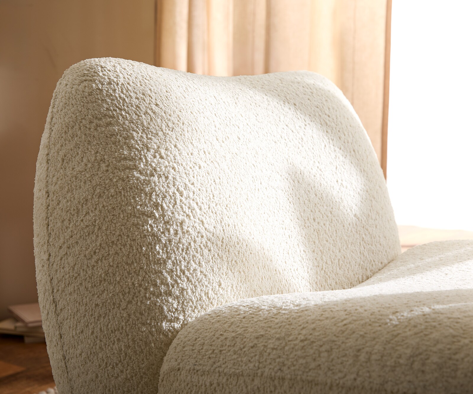 Fauteuil-lounge Zena 75 x 85 cm bouclé blanc 5