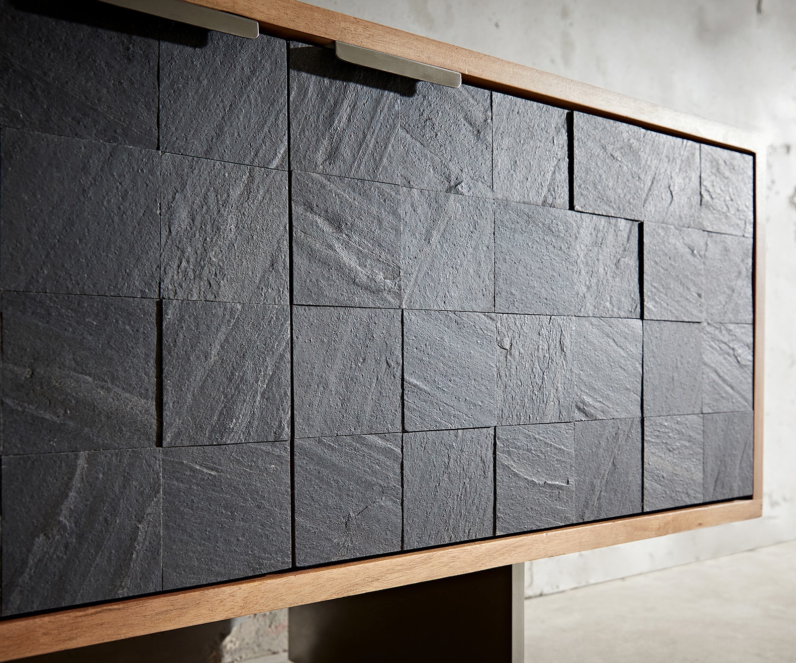 Lowboard Teele 240 cm Akazie Natur Schiefer 4 Türen Fuß schwebend Edelstahl 4 Lowboard Teele 240 cm Akazie Natur Schiefer 4 Türen Fuß schwebend Edelstahl 4