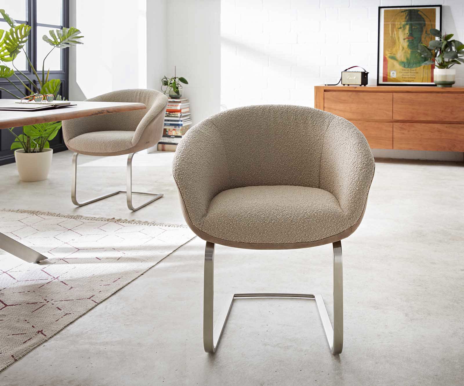 Cantilever Vinka-Flex avec accoudoirs tissu mixte couleur boue pied cantilever plat acier inoxydable brossé ressorts ensachés 1