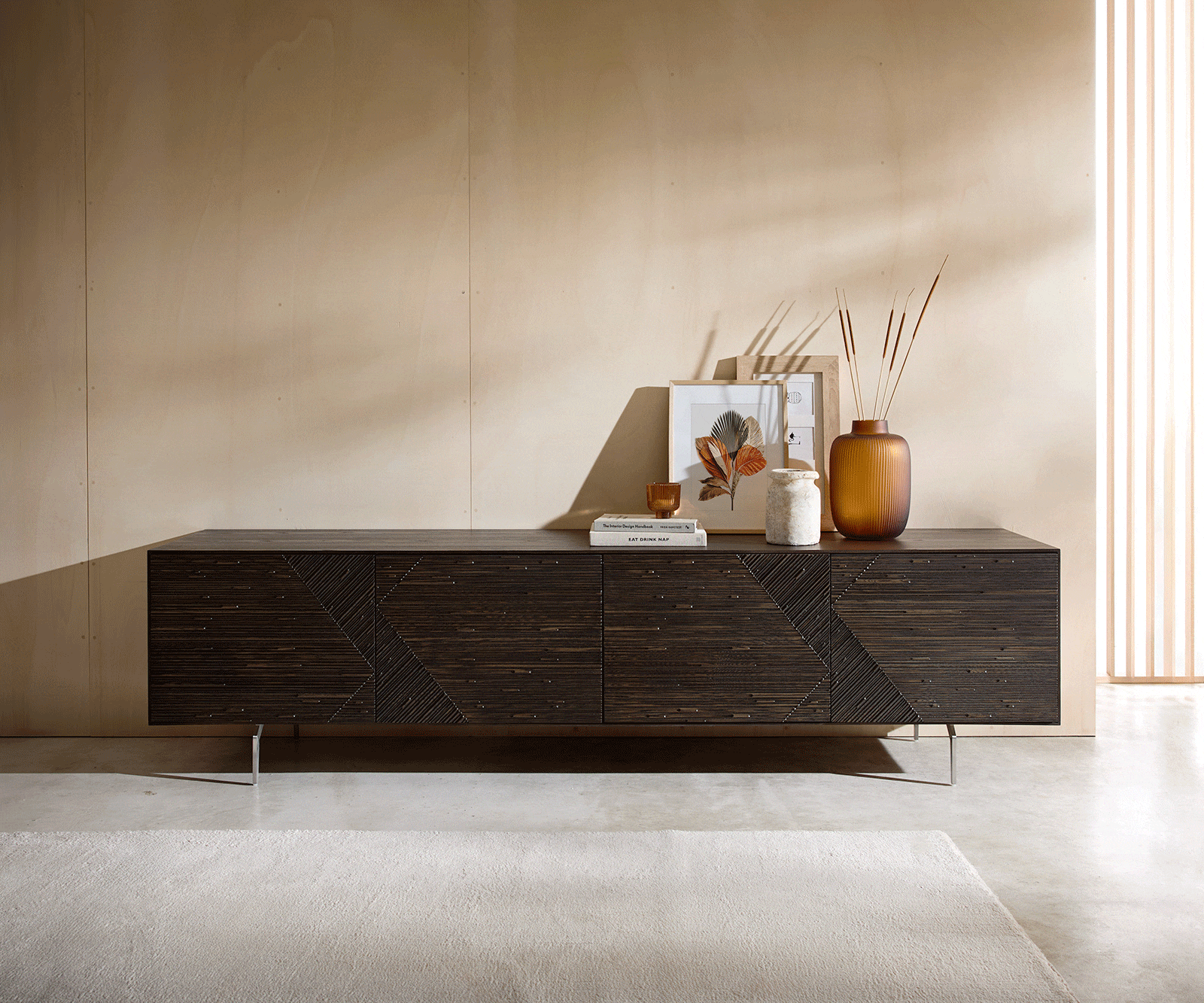 Lowboard Tereos 220 cm Esche Dunkelbraun 3D Effekt 4 Türen Winkelfuß Edelstahl gebürstet 4 Lowboard Tereos 220 cm Esche Dunkelbraun 3D Effekt 4 Türen Winkelfuß Edelstahl gebürstet 4