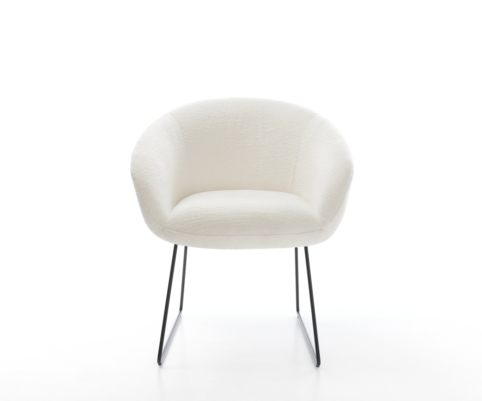 Chaise-de-salle-à-manger Vinka-Flex avec accoudoirs bouclé doux beige pied trapèze noir resorts ensachés 2