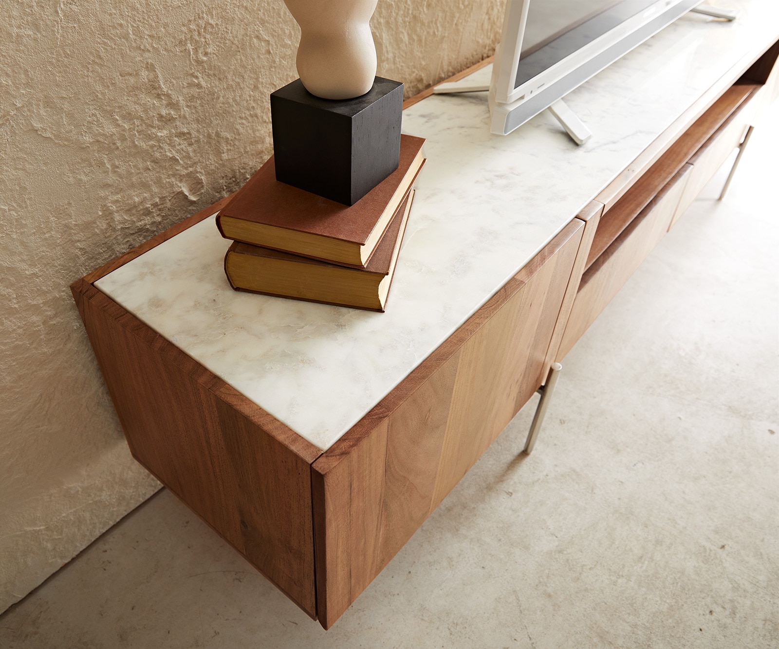 Lowboard Secara 220 cm Akazie Natur 2 Türen 2 Schübe Marmor Füße Edelstahl 5 Lowboard Secara 220 cm Akazie Natur 2 Türen 2 Schübe Marmor Füße Edelstahl 5