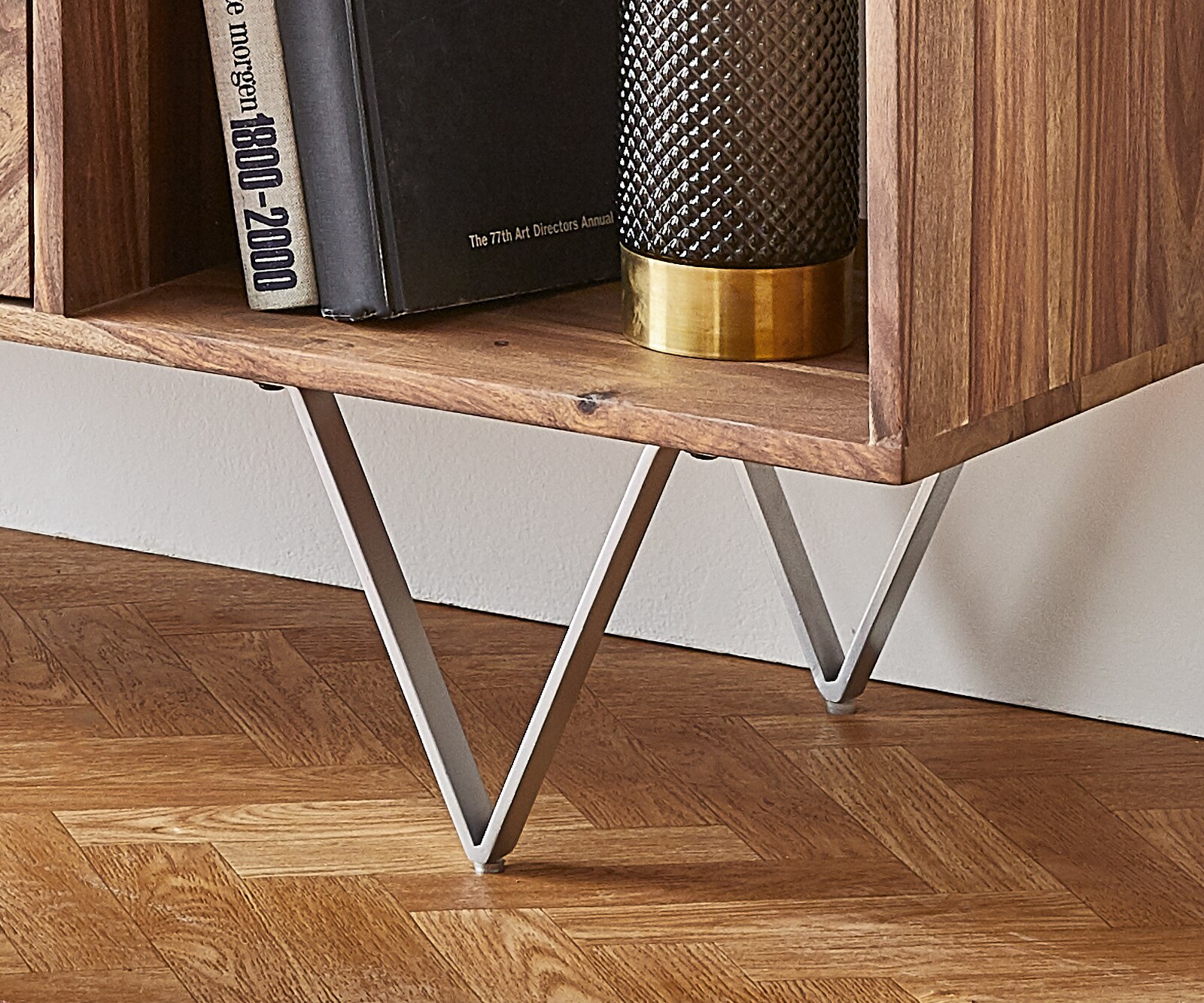 Fuß V-Form 20 cm Edelstahl gebürstet für alle Möbelarten (4er Set) 1