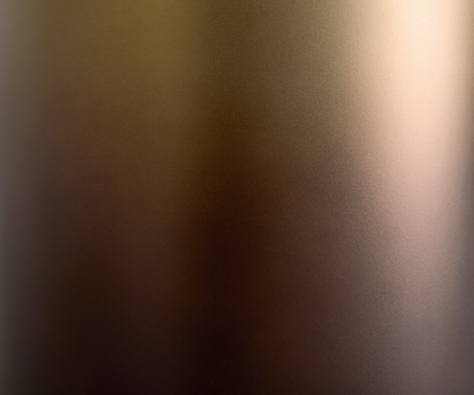 Table-à-manger Adenza ronde 140 x 140 cm Marbre noir Or métallique Finition Fusion dorée 5