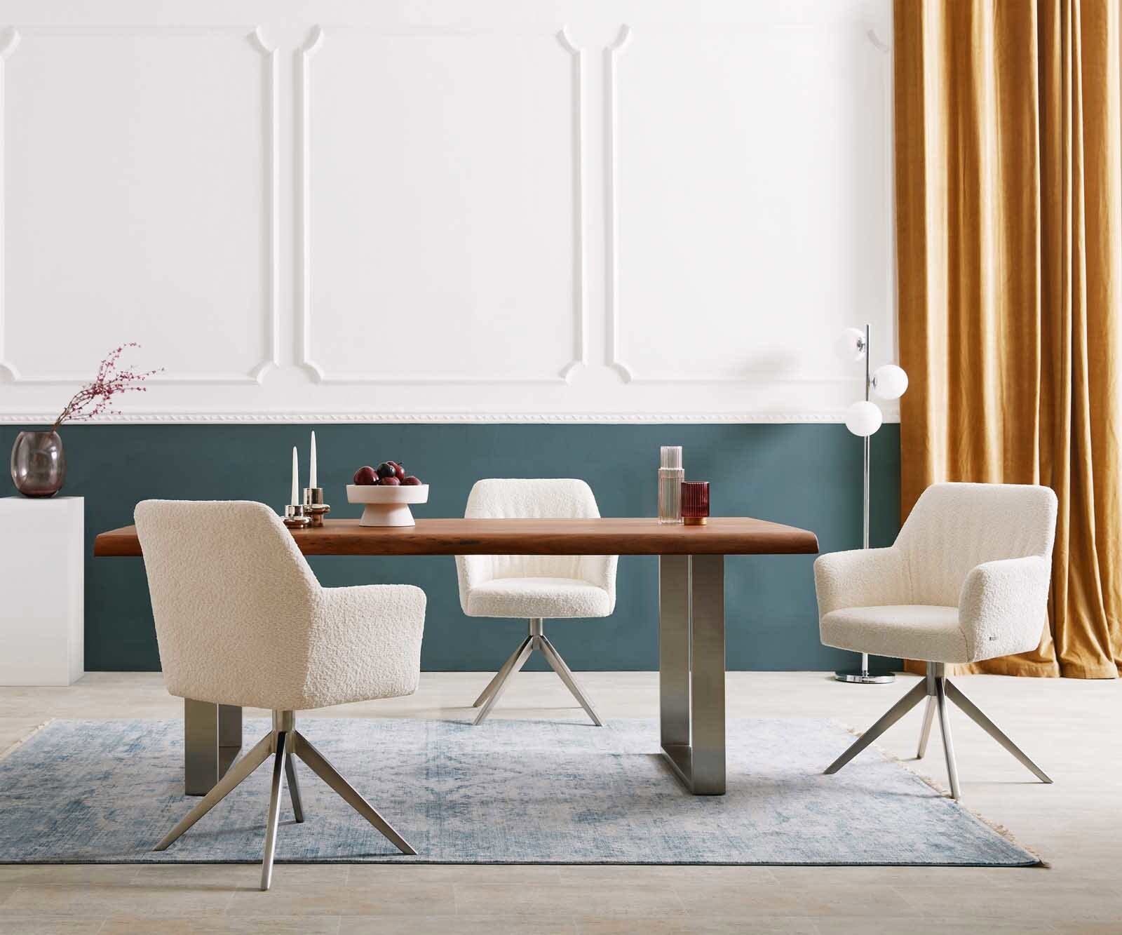 Drehstuhl Xana-Flex mit Armlehnen Bouclé Weiß Kreuzgestell breit Edelstahl 360° drehbar Taschenfederkern 5 Drehstuhl Xana-Flex mit Armlehnen Bouclé Weiß Kreuzgestell breit Edelstahl 360° drehbar Taschenfederkern 5