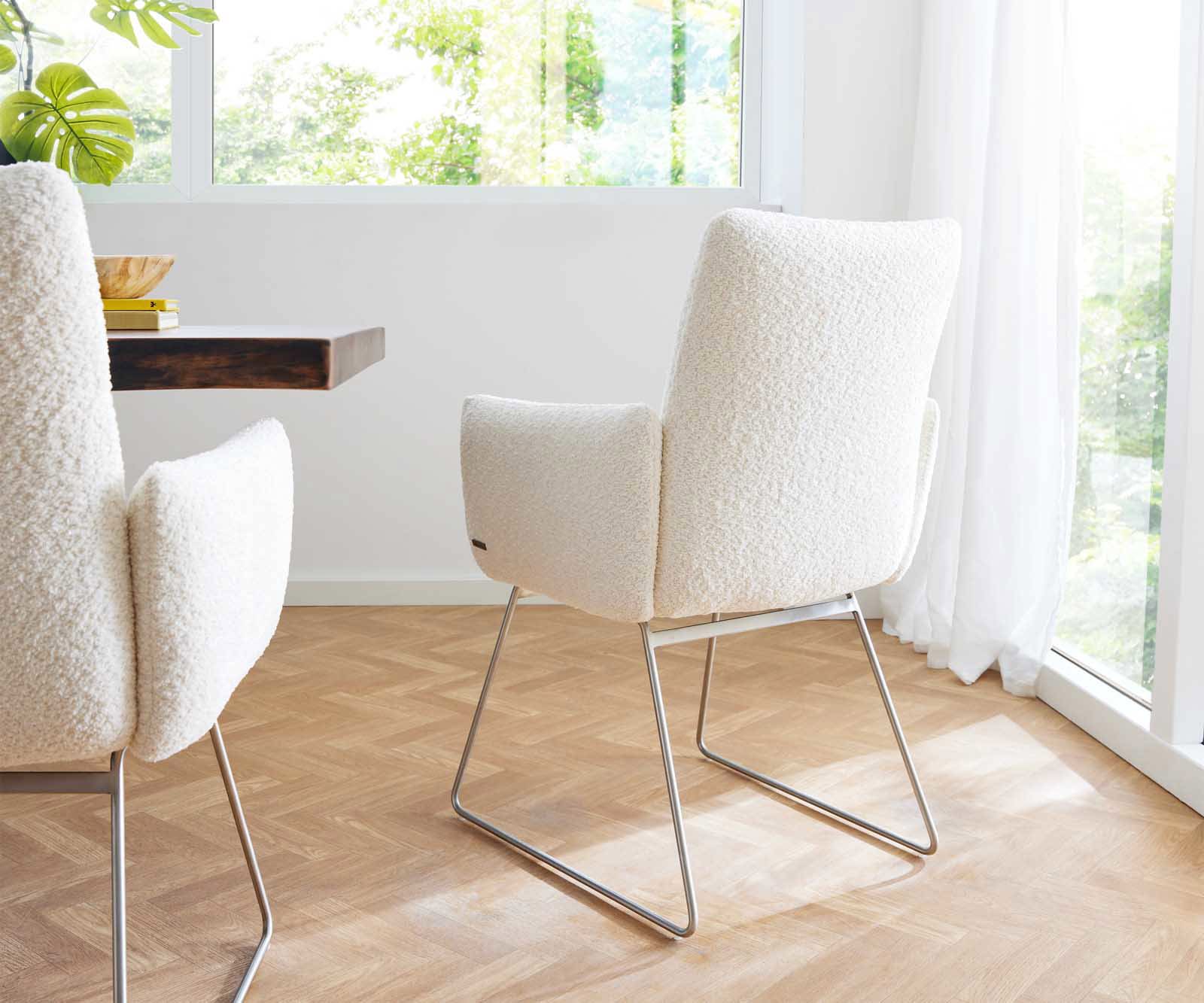 Chaise-de-salle-à-manger Jova-Flex avec accoudoirs bouclé blanc pied trapèze acier inoxydable brossé ressorts ensachés 4